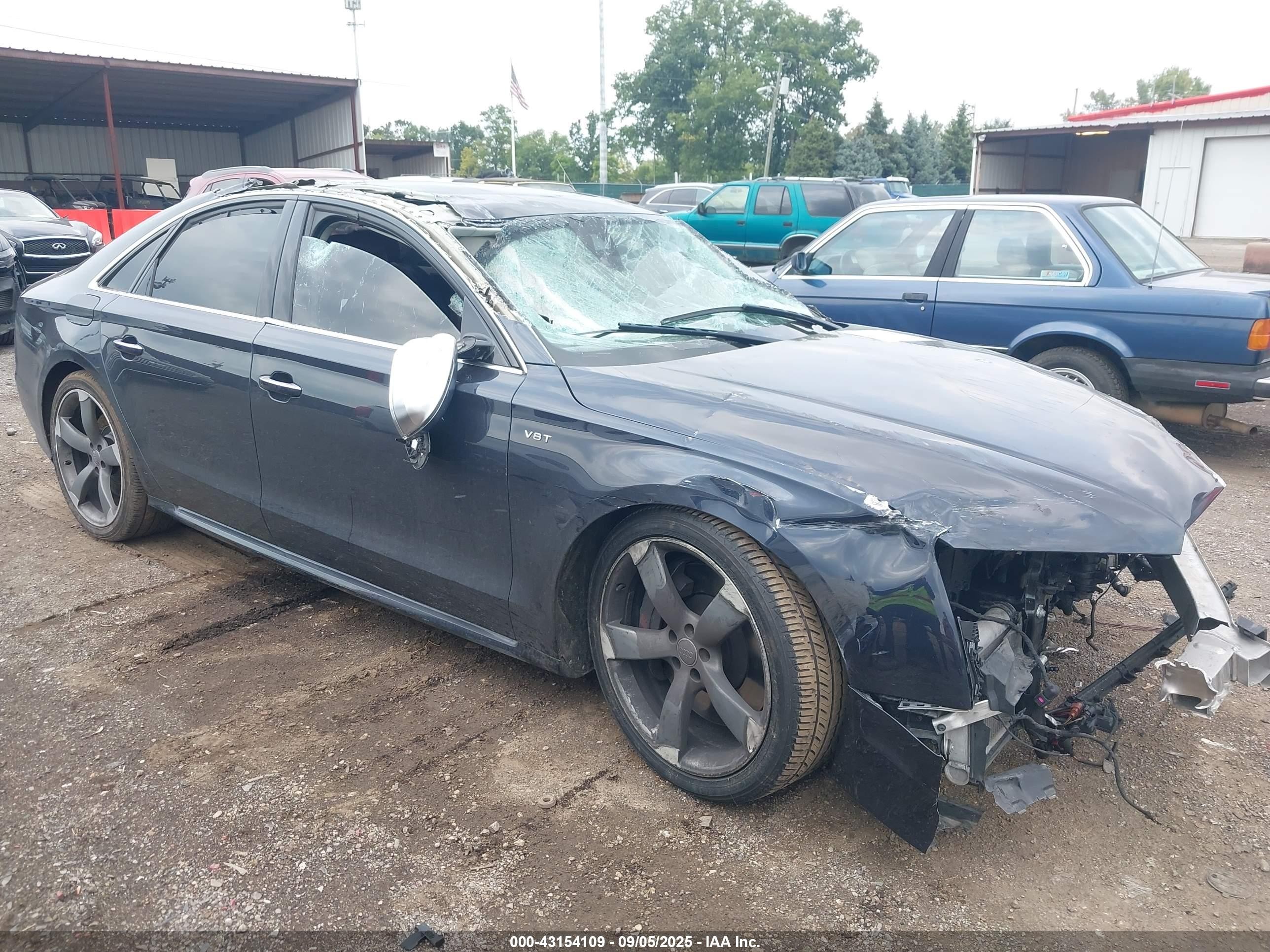 2015 Audi S8, VIN WAUK2AFD9FN008299 — All over