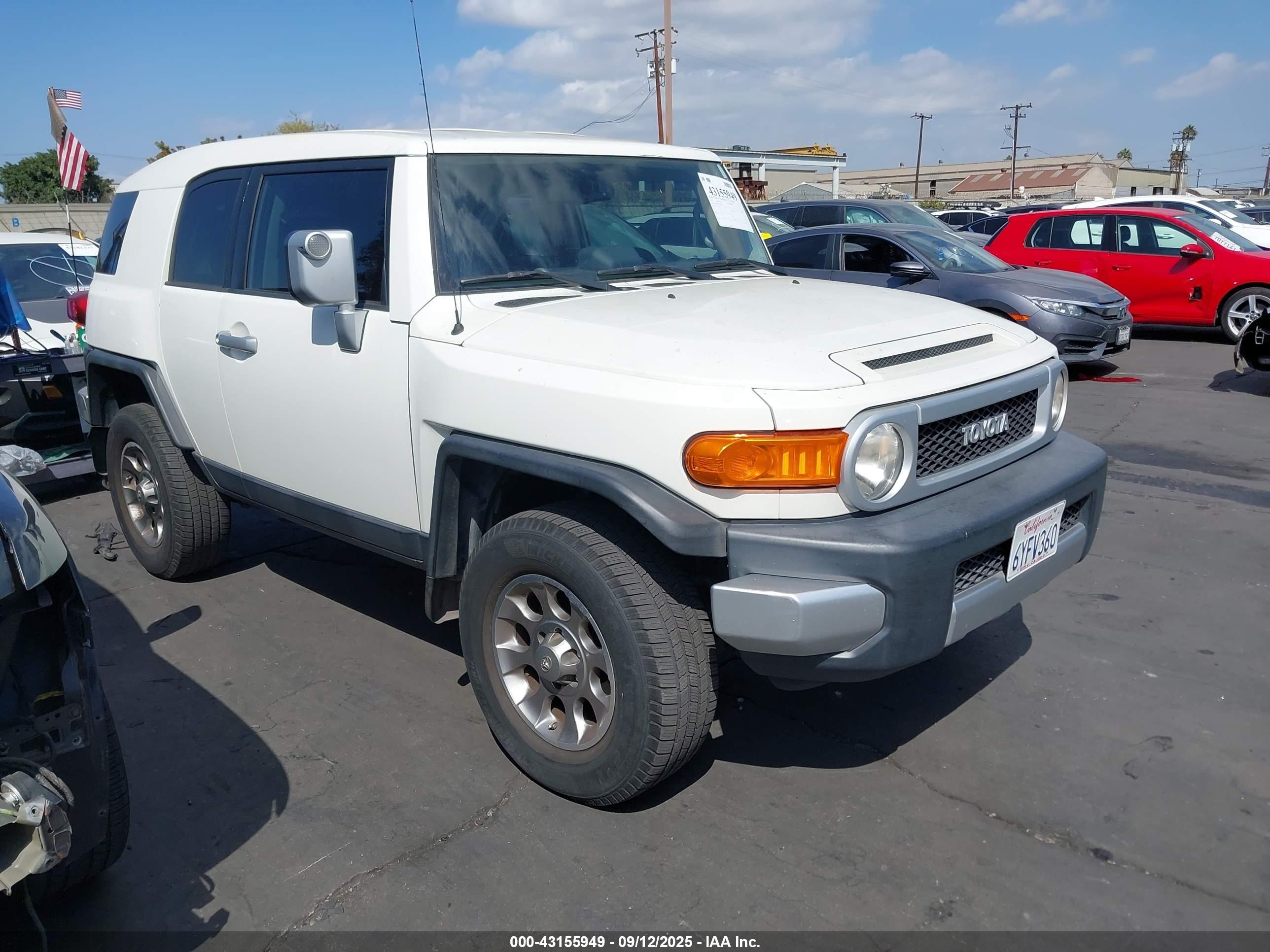 2013 Toyota FJ Cruiser, VIN JTEBU4BF3DK149241 — Not stated