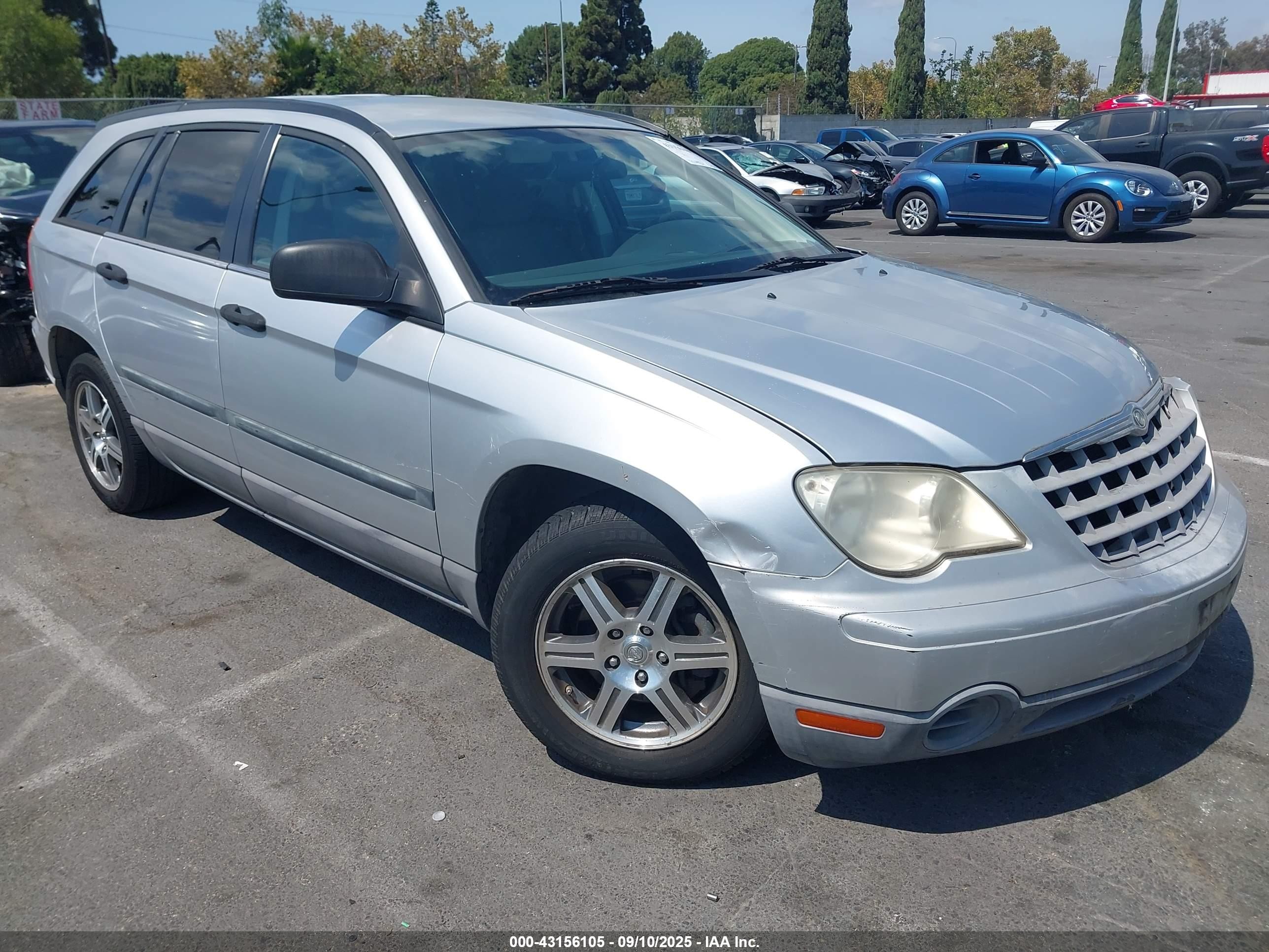 2007 Chrysler Pacifica, VIN 2A8GM48L57R363234 — Front end