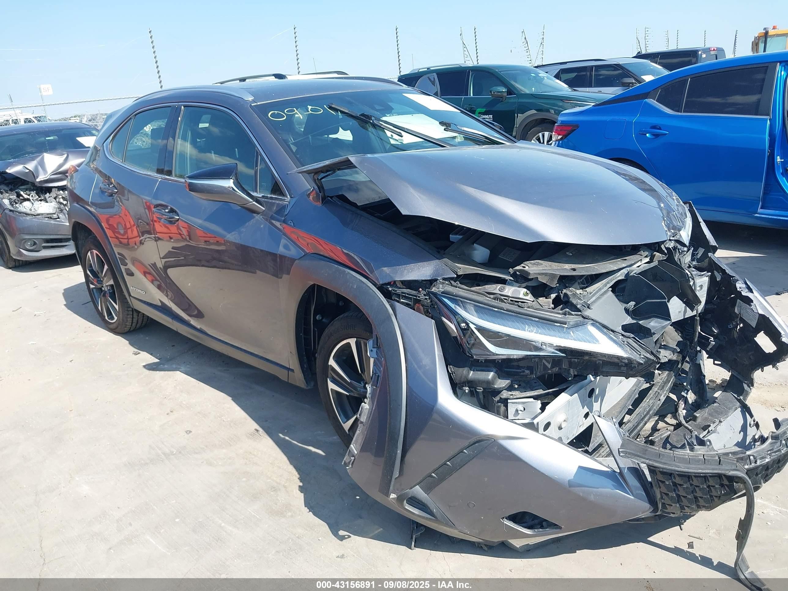 2019 Lexus UX 250h, VIN JTHU9JBH1K2019419 — Фото с аукциона