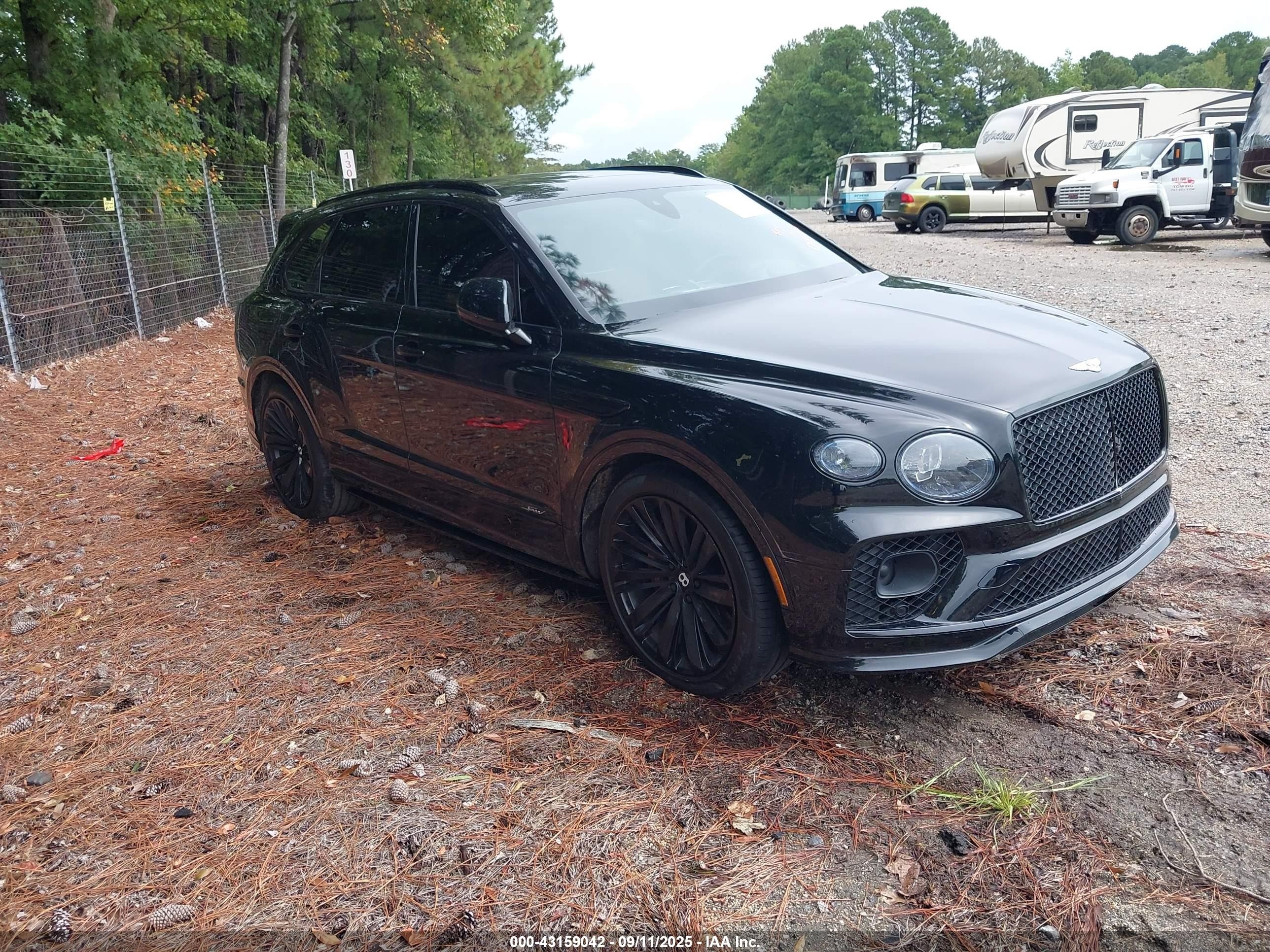 2021 Bentley Bentayga Speed, VIN SJAAR2ZVXMC038121 — Theft recovery