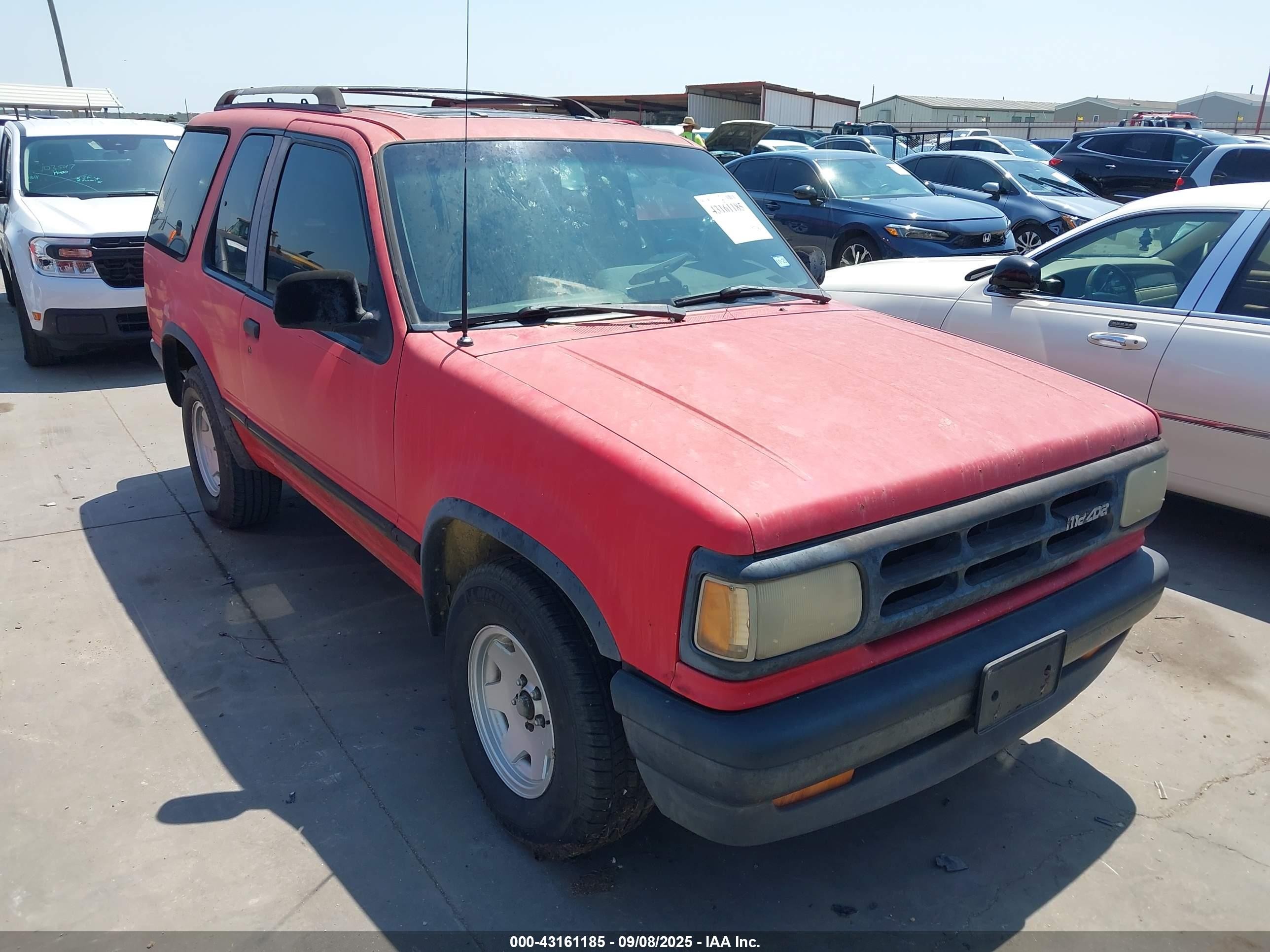 1992 Mazda Navajo, VIN 4F2CU42X0NUM02670 — Normal wear