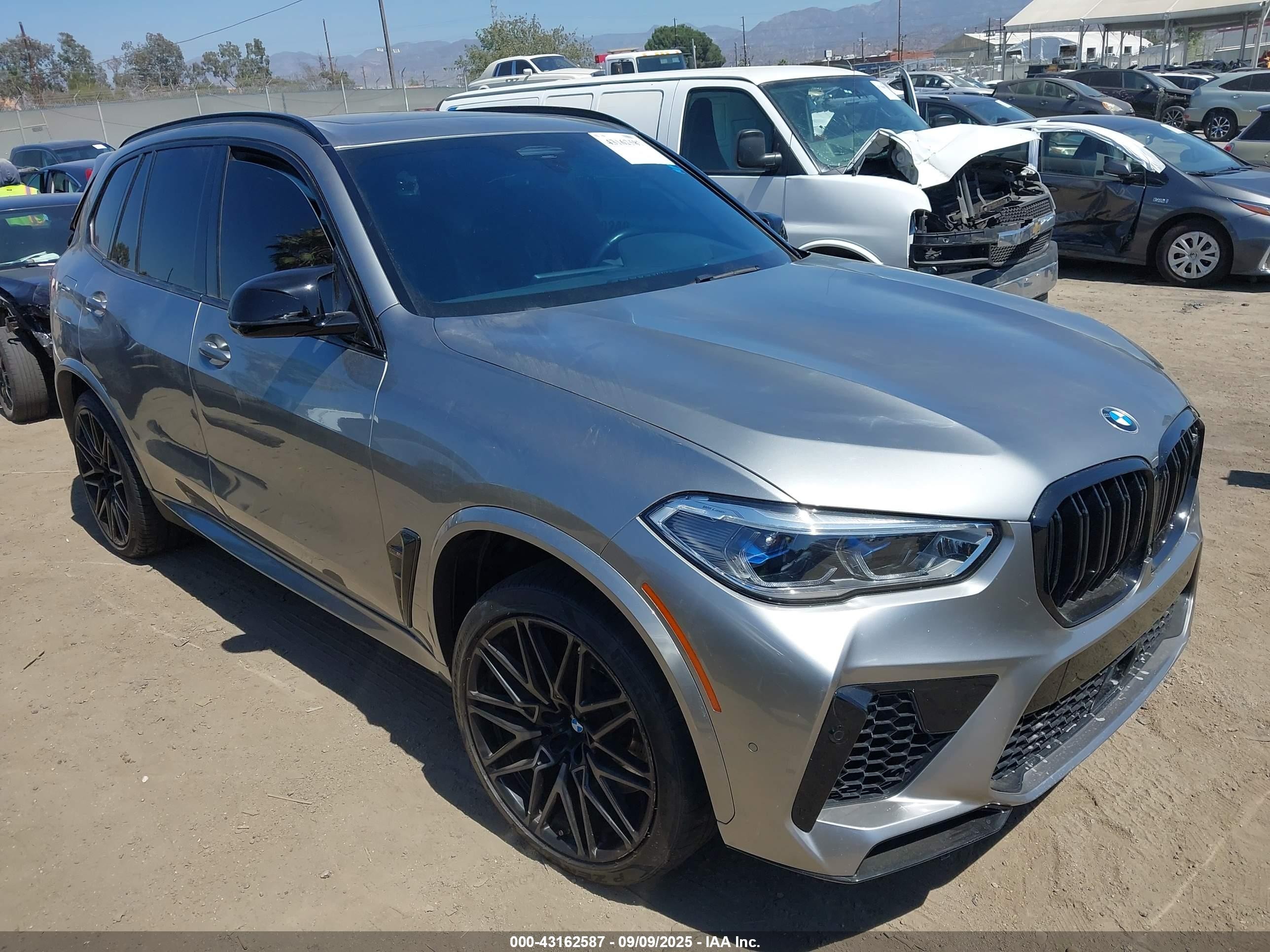 2020 BMW X5 M Competition, VIN 5YMJU0C04L9B05705 — Rear end