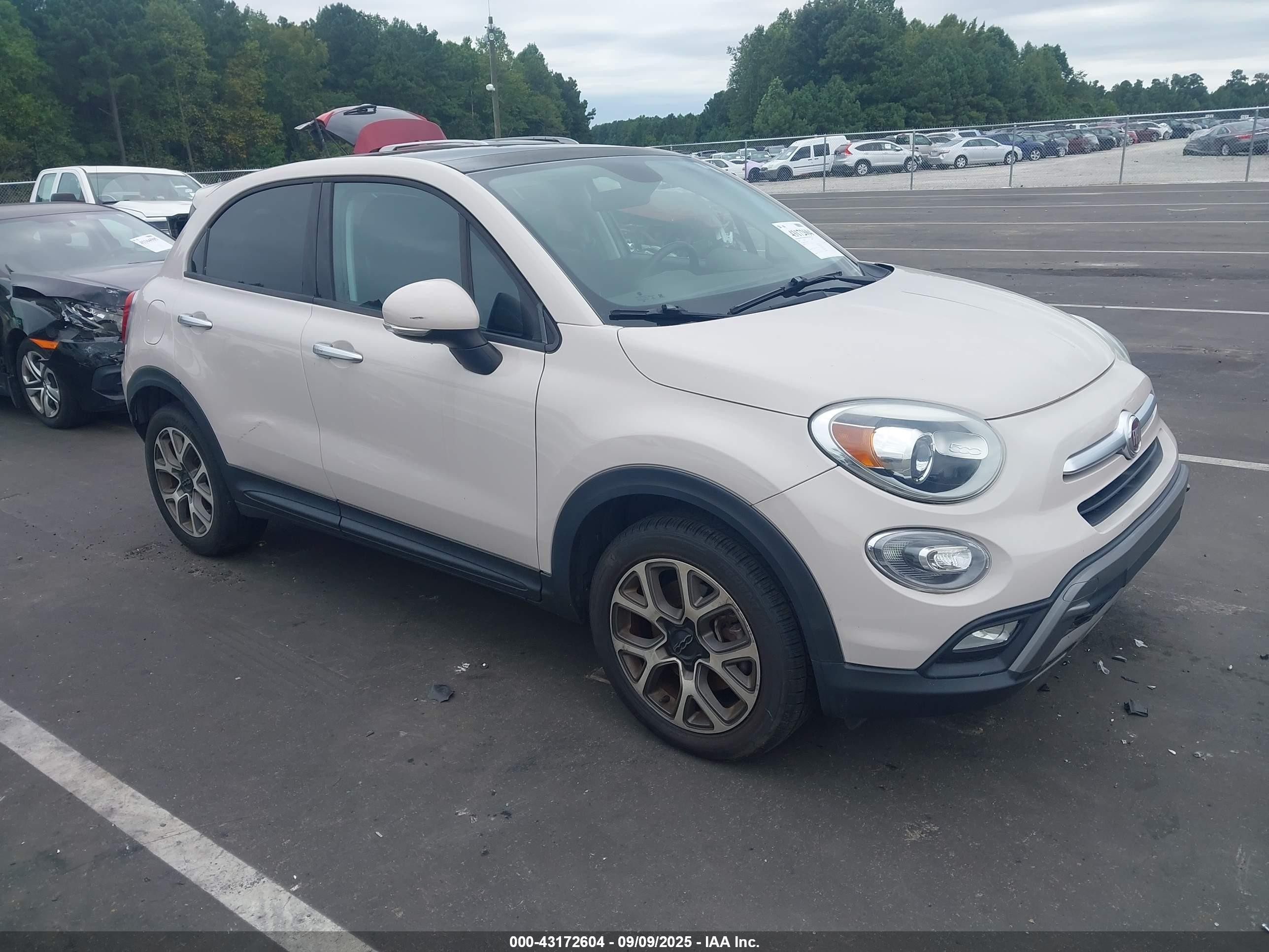2016 FIAT 500X Trekking, VIN ZFBCFXCT5GP512531 — Repossession