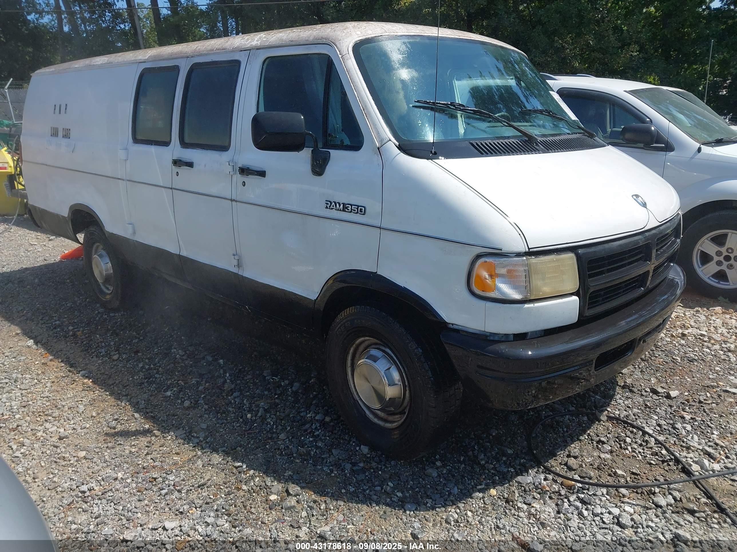 1994 Dodge Cargo, VIN 2B7KB31Z4RK138279 — All over