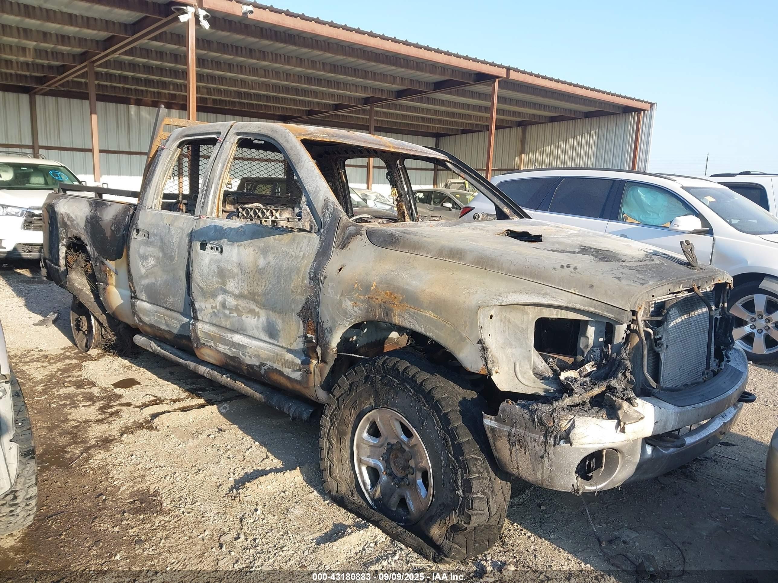 2009 Dodge 2500 SXT, VIN 3D7KS28LX9G560975 — Пожар