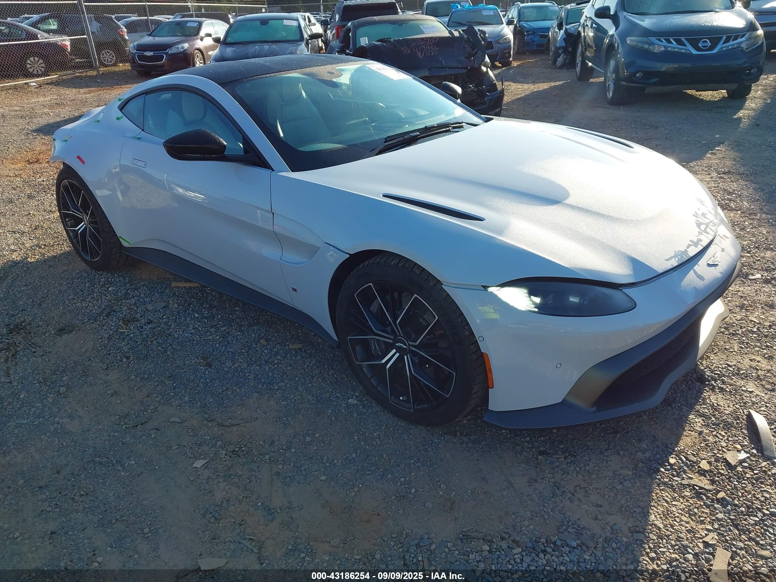 2021 Aston Martin Vantage, VIN SCFSMGAW2MGN05660 — Rear end