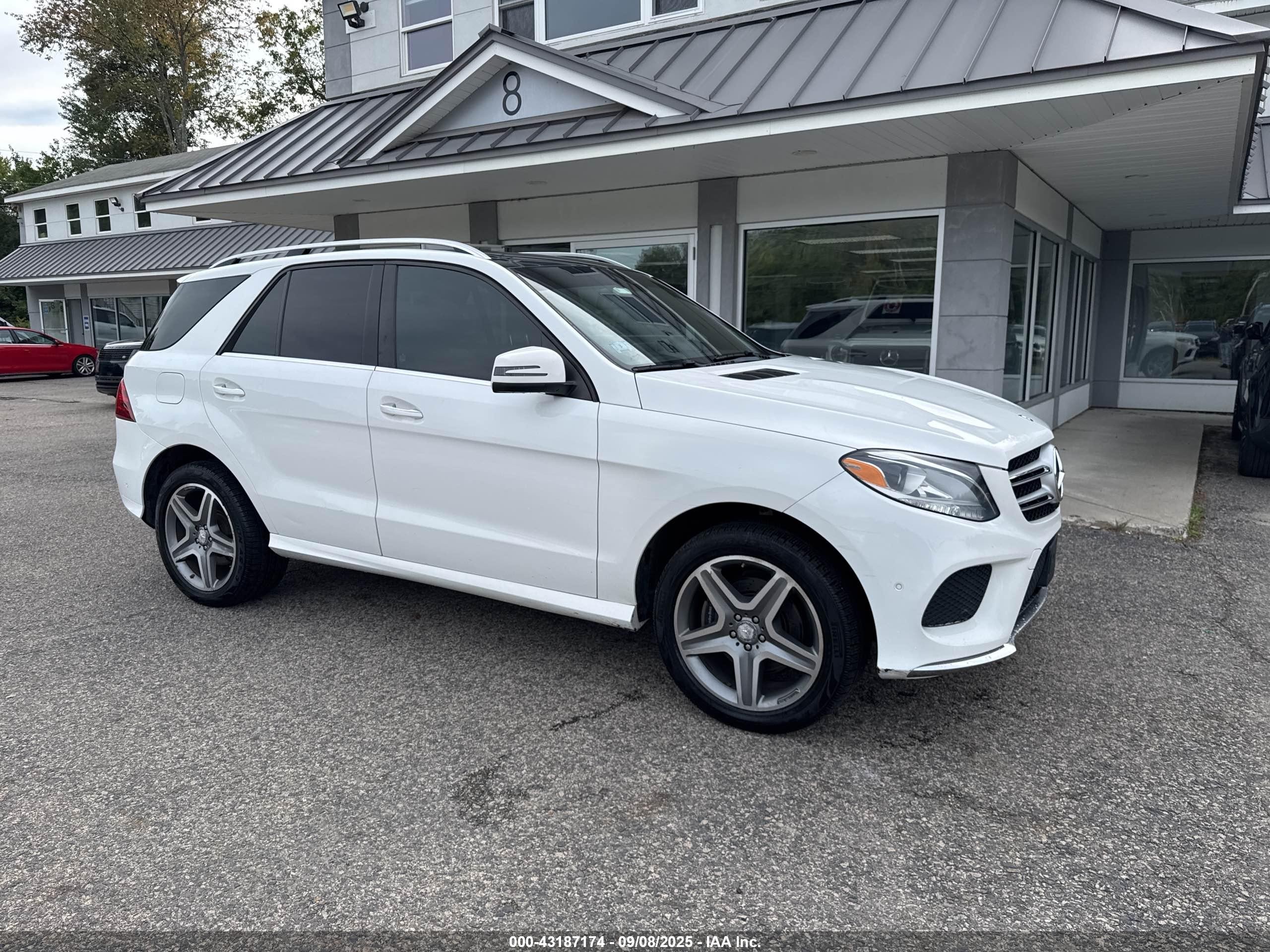 2016 Mercedes-Benz GLE 350, VIN 4JGDA5HB8GA638224 — Normal wear
