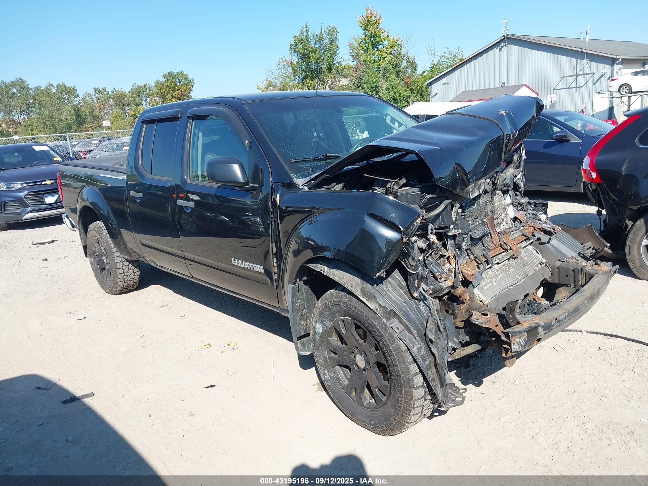 2012 Suzuki Equator, VIN 5Z61D0FV2CC448644 — Front end