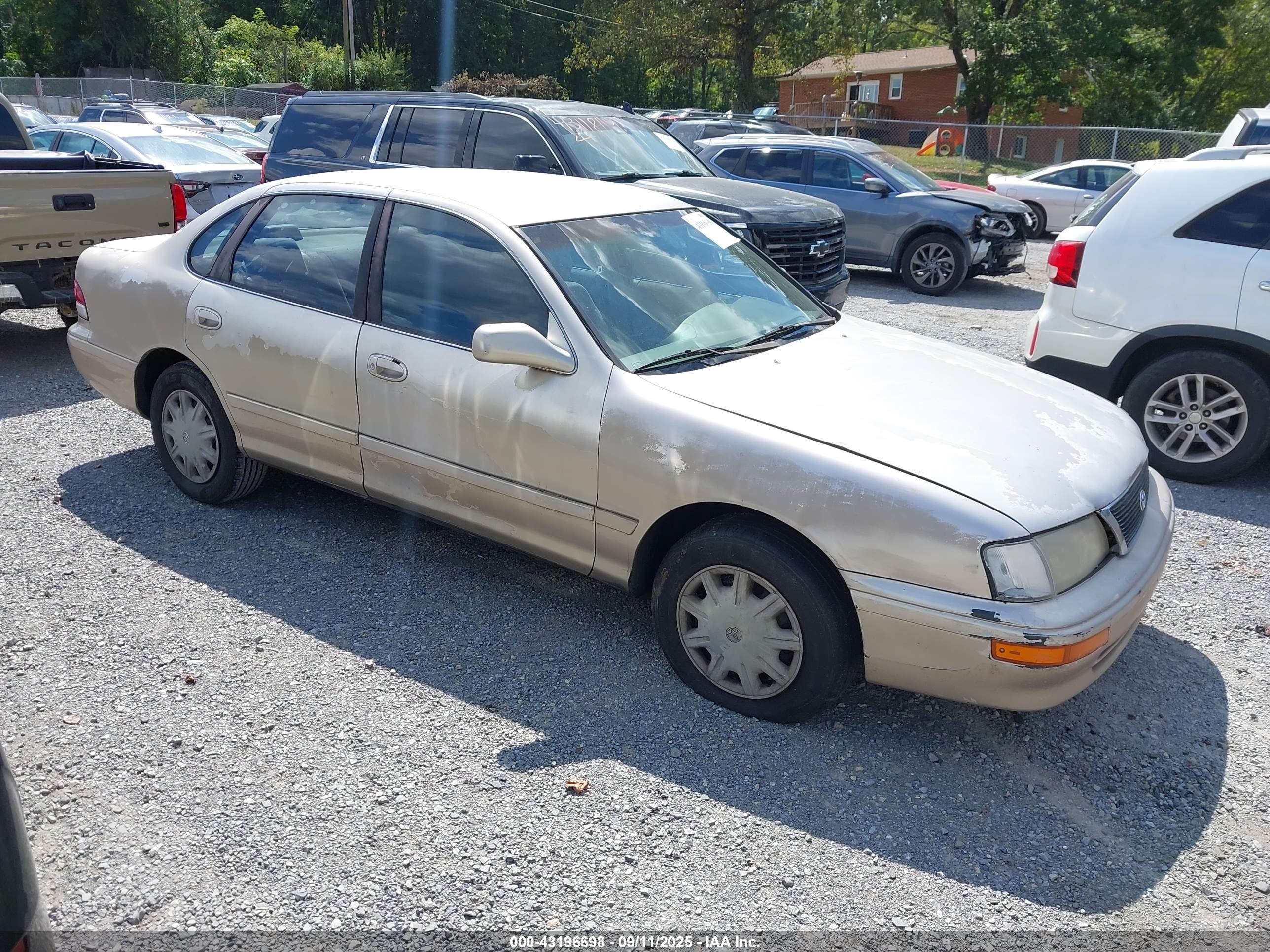 1997 Toyota Avalon XL, VIN 4T1BF12B6VU198672 — All over
