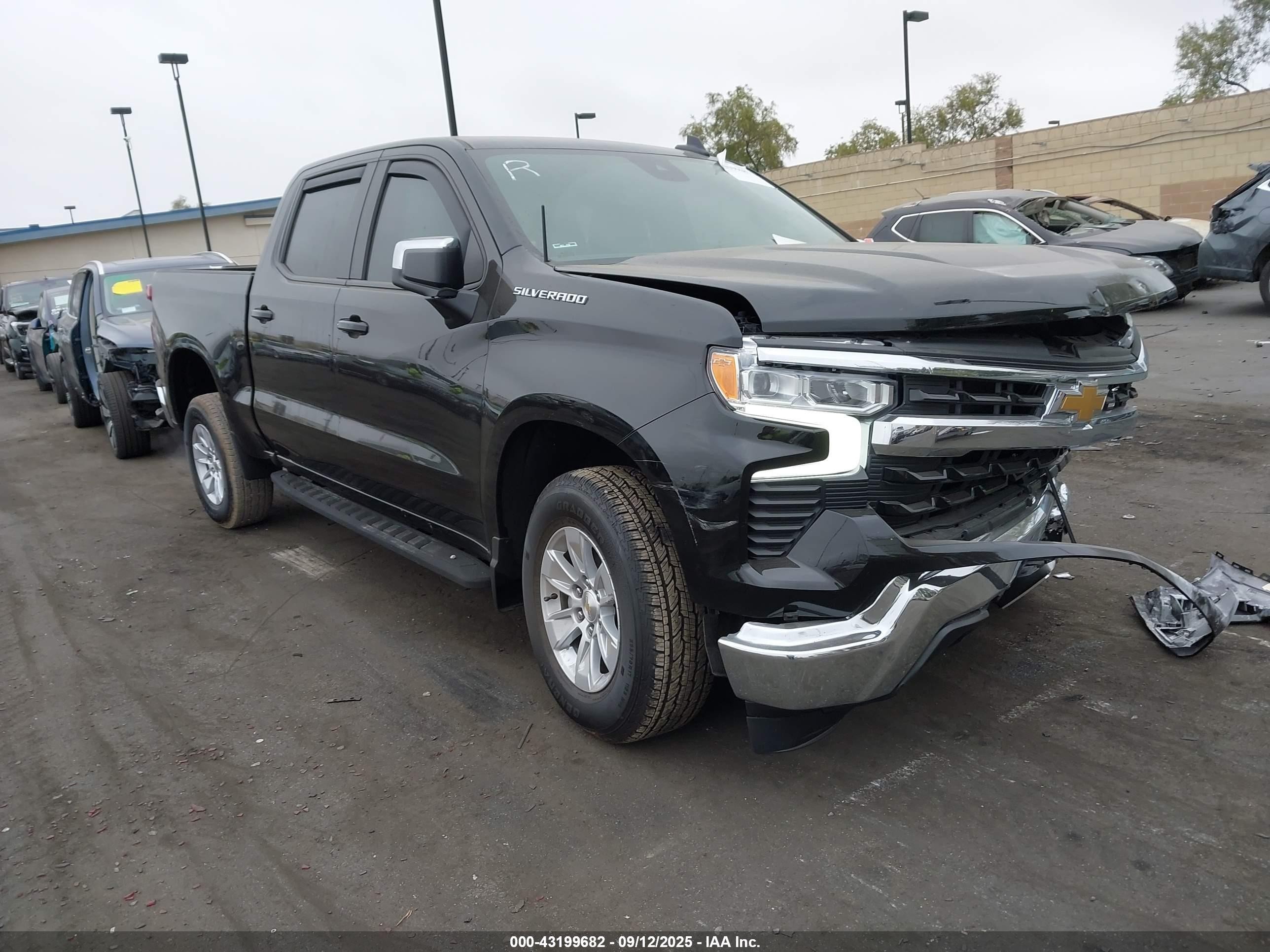 2025 Chevrolet Silverado 1500 LT, VIN 2GCPACED3S1191333 — Auction photo