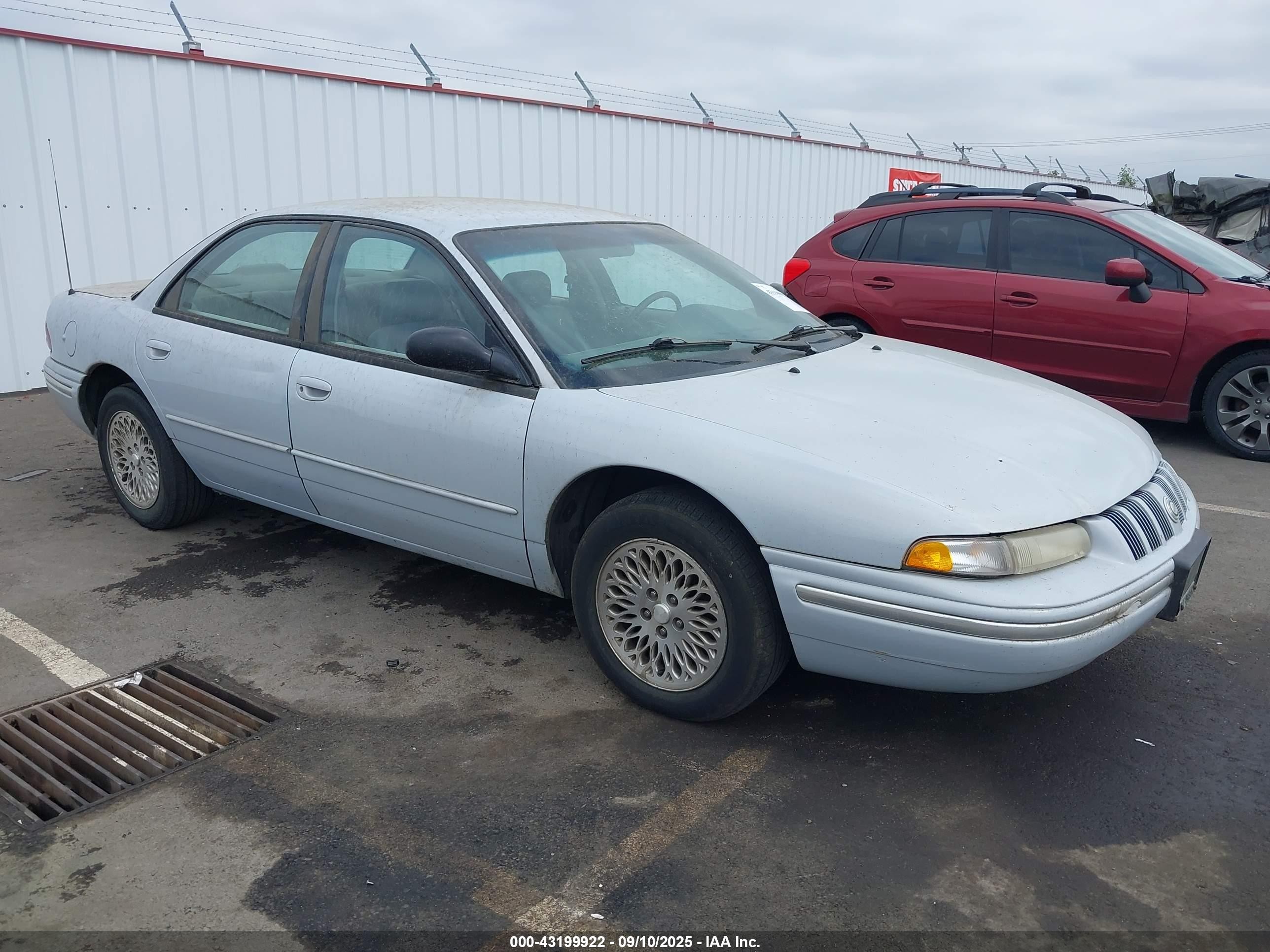 1996 Chrysler Concorde, VIN 2C3HD56T7TH189045 — Бок