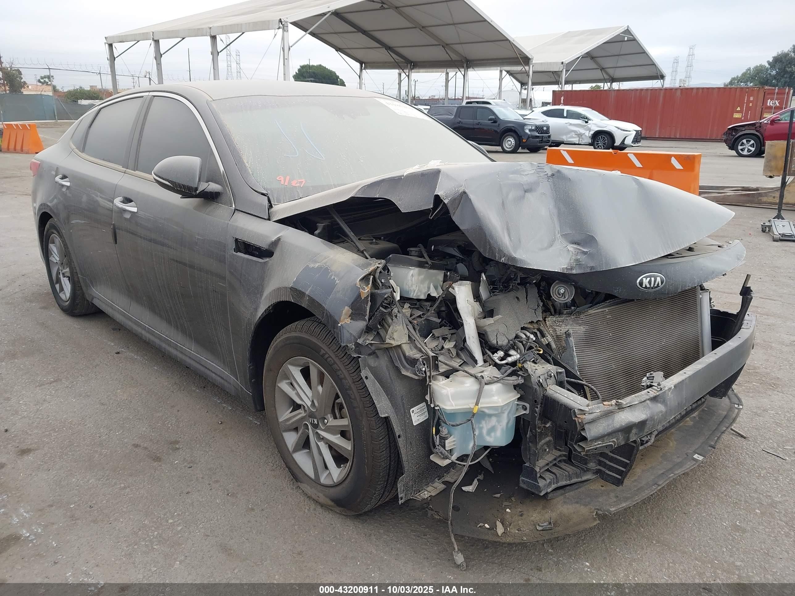 2020 Toyota Avalon Limited Hybrid, VIN 4T1D21FB6LU014911 — Front end