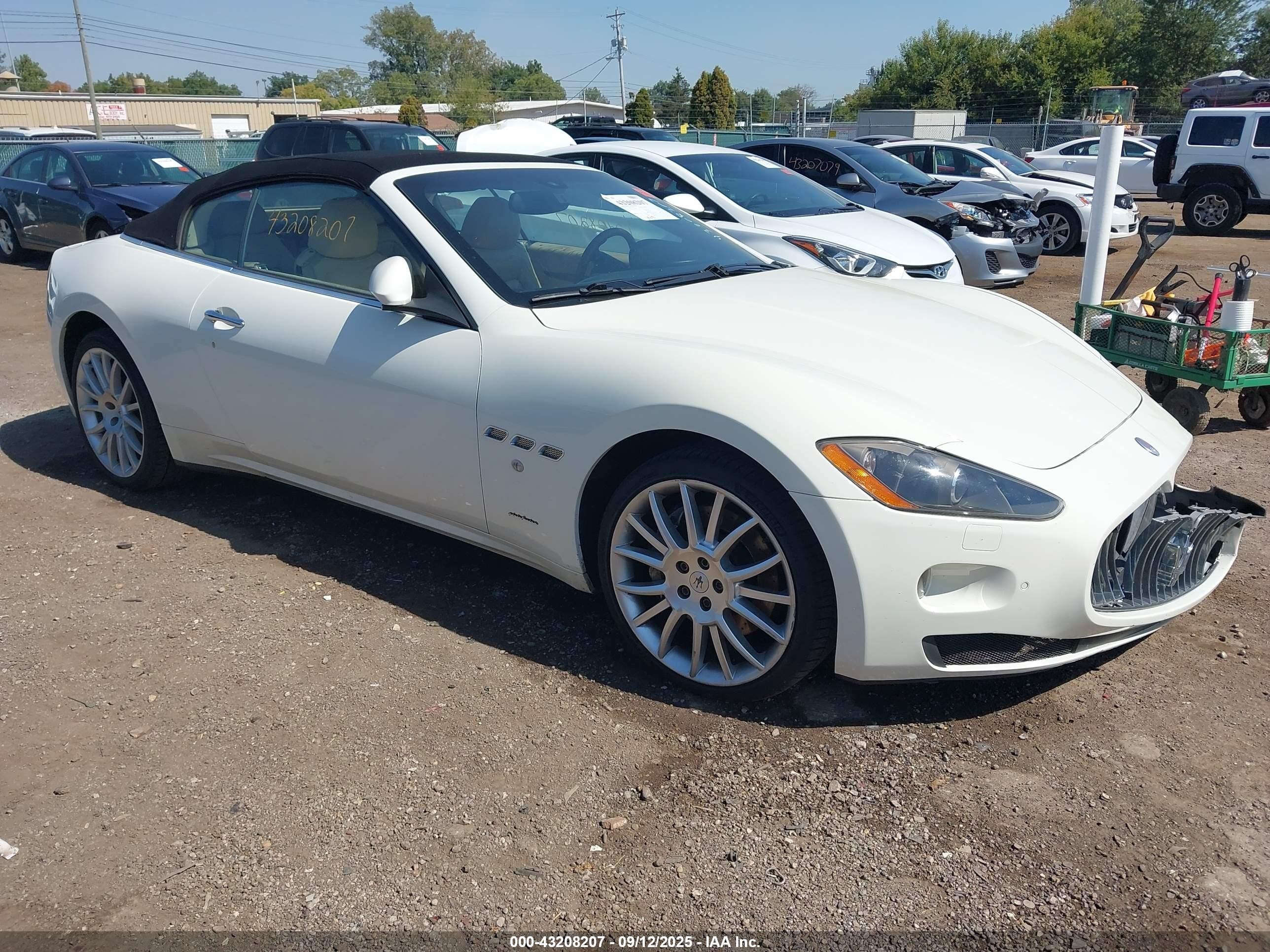 2012 Maserati GranTurismo, VIN ZAM45KMA2C0066261 — Front end