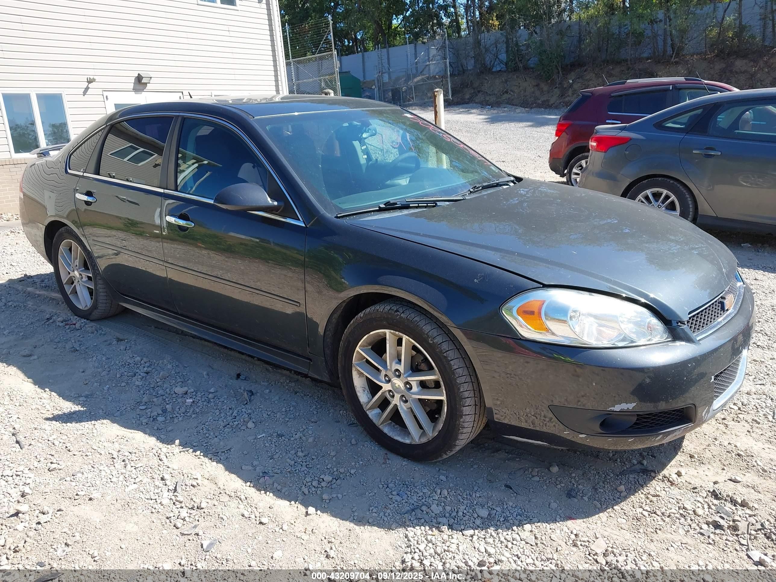 2015 Chevrolet Impala LTZ, VIN 2G1WC5E39F1129989 — Front end