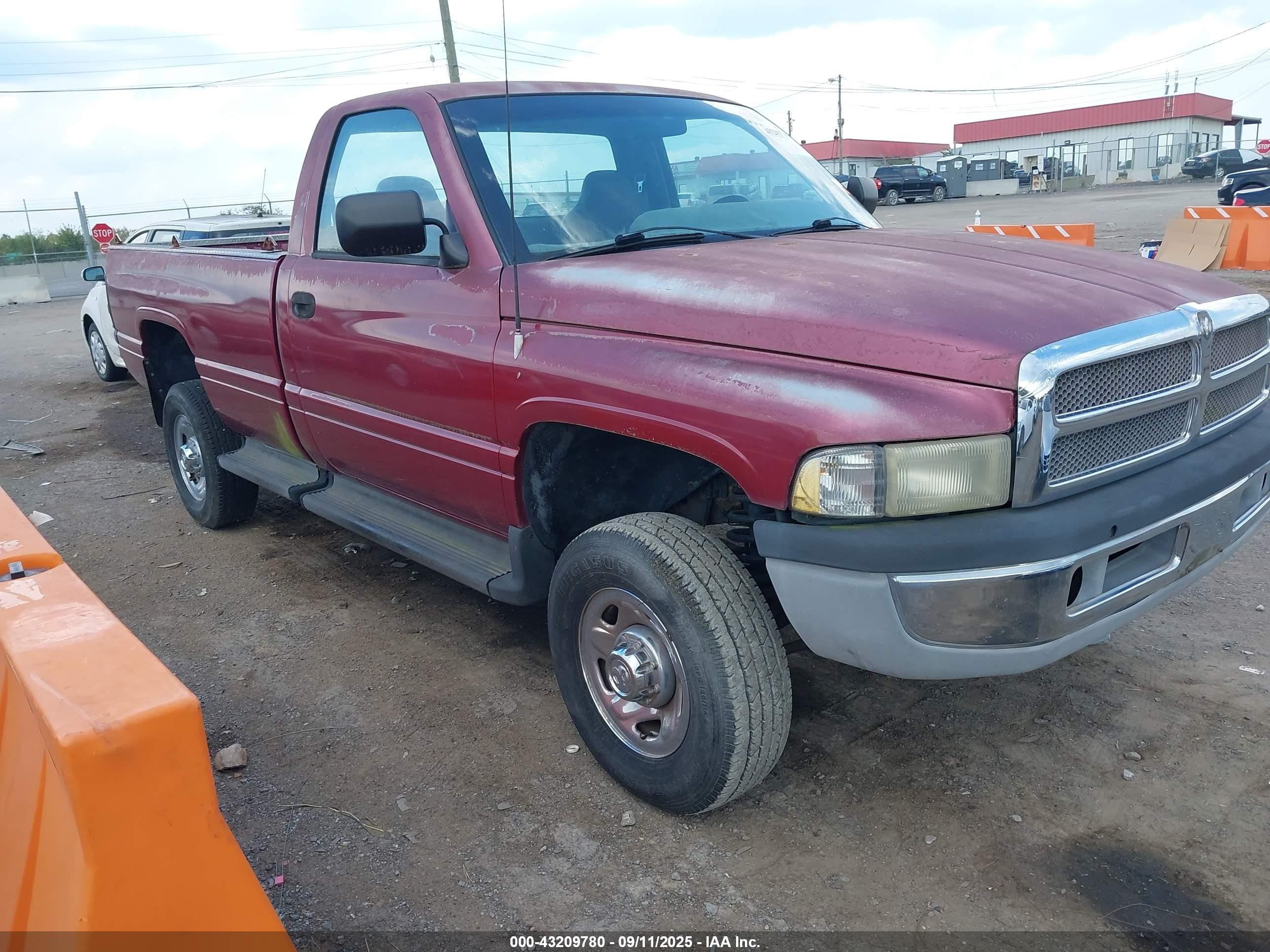 1994 Dodge 2500, VIN 1B7KF26W5RS600996 — Normal wear