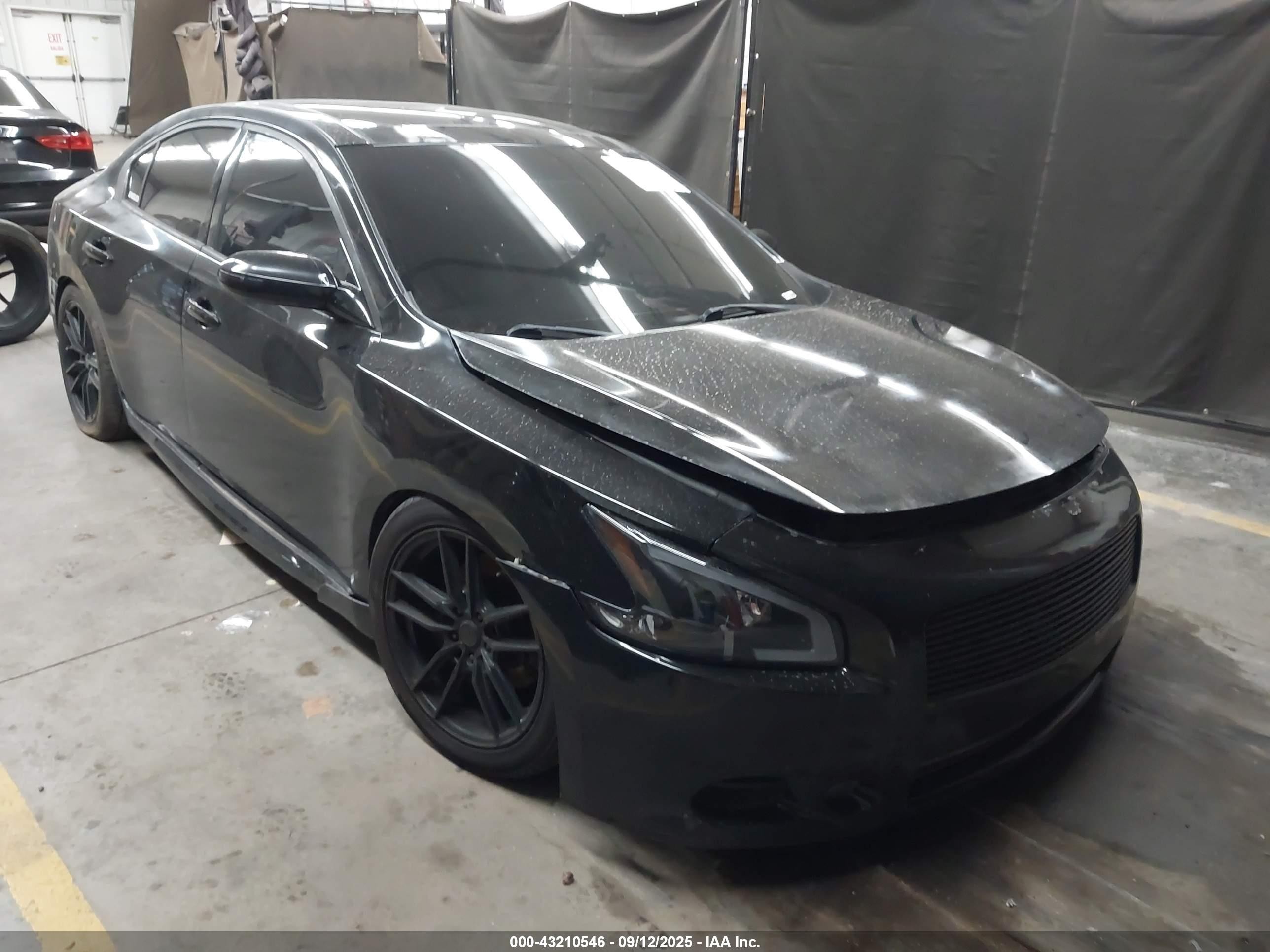 2012 Nissan Maxima SV, VIN 1N4AA5AP2CC828733 — Перед