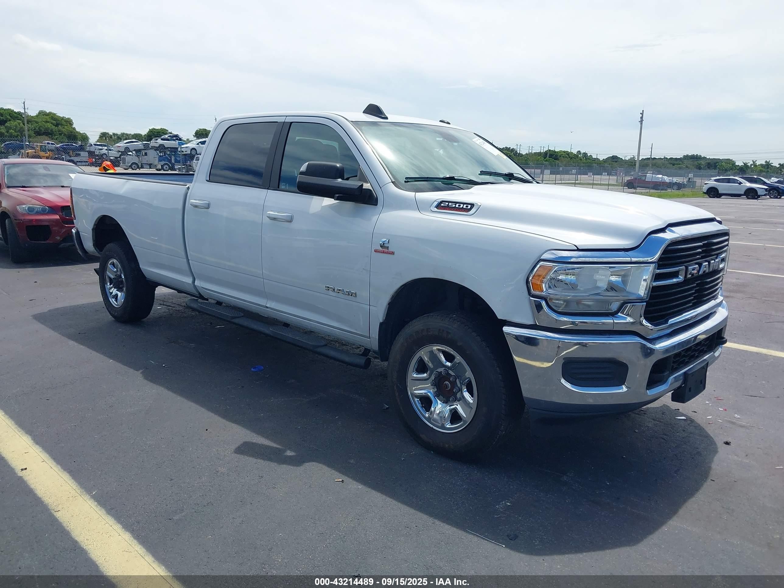 2021 Ram 2500 Big Horn, VIN 3C6UR5JLXMG555396 — Electrical