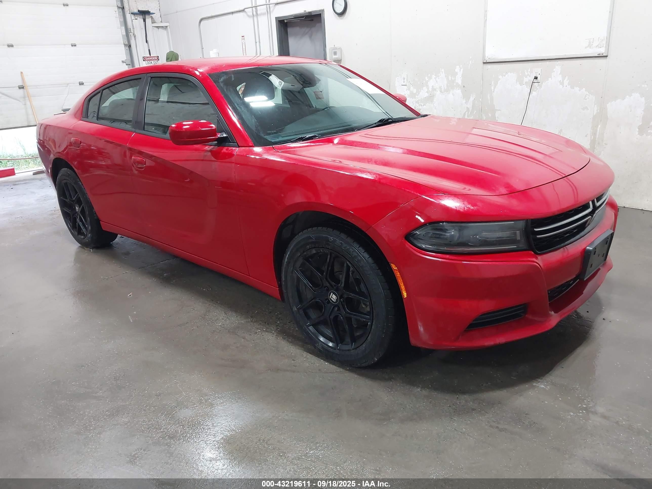 2015 Dodge Charger SE, VIN 2C3CDXFG1FH785510 — Rear end