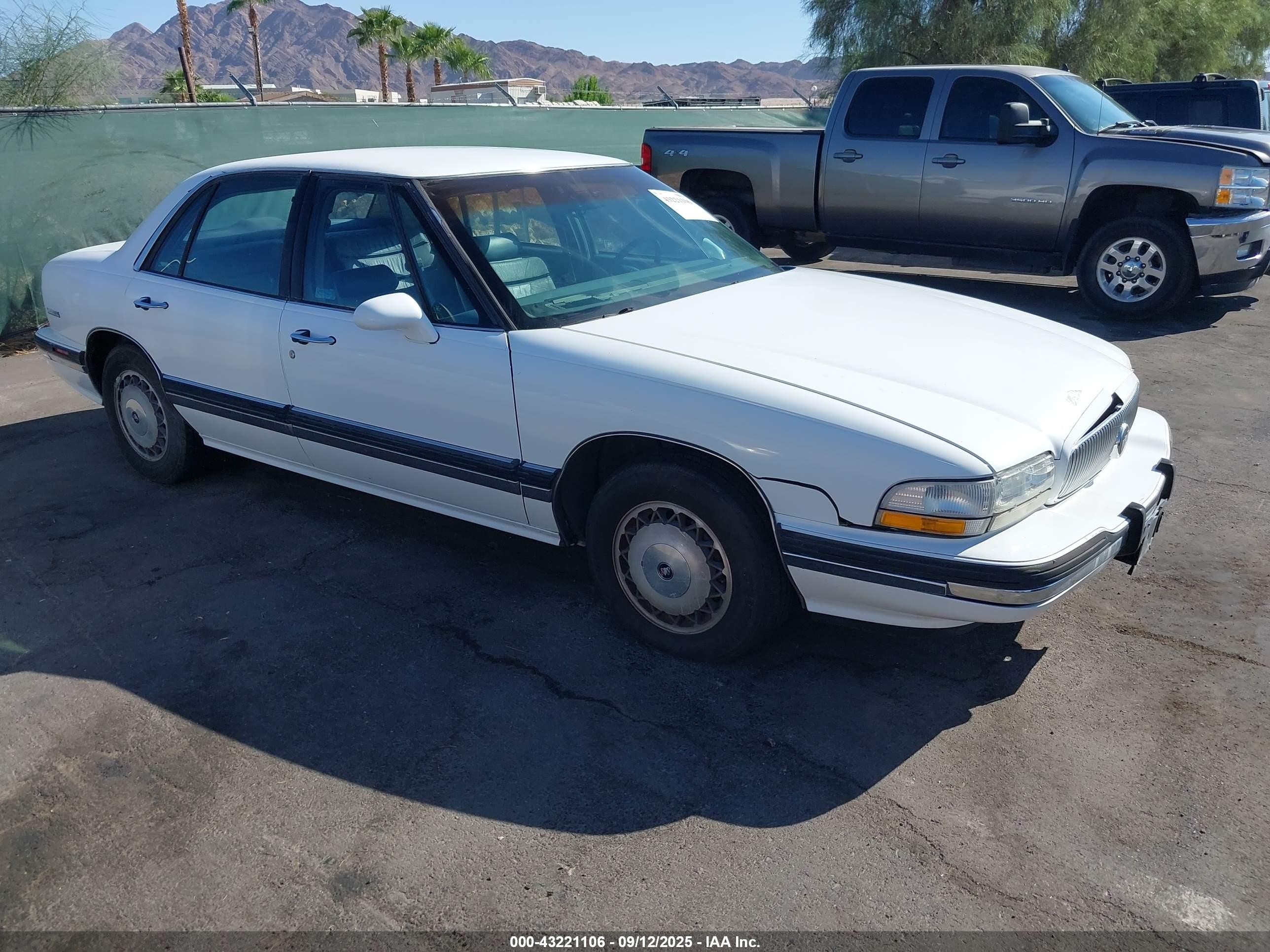 1996 Buick LeSabre Limited, VIN 1G4HR52KXTH405319 — Front end