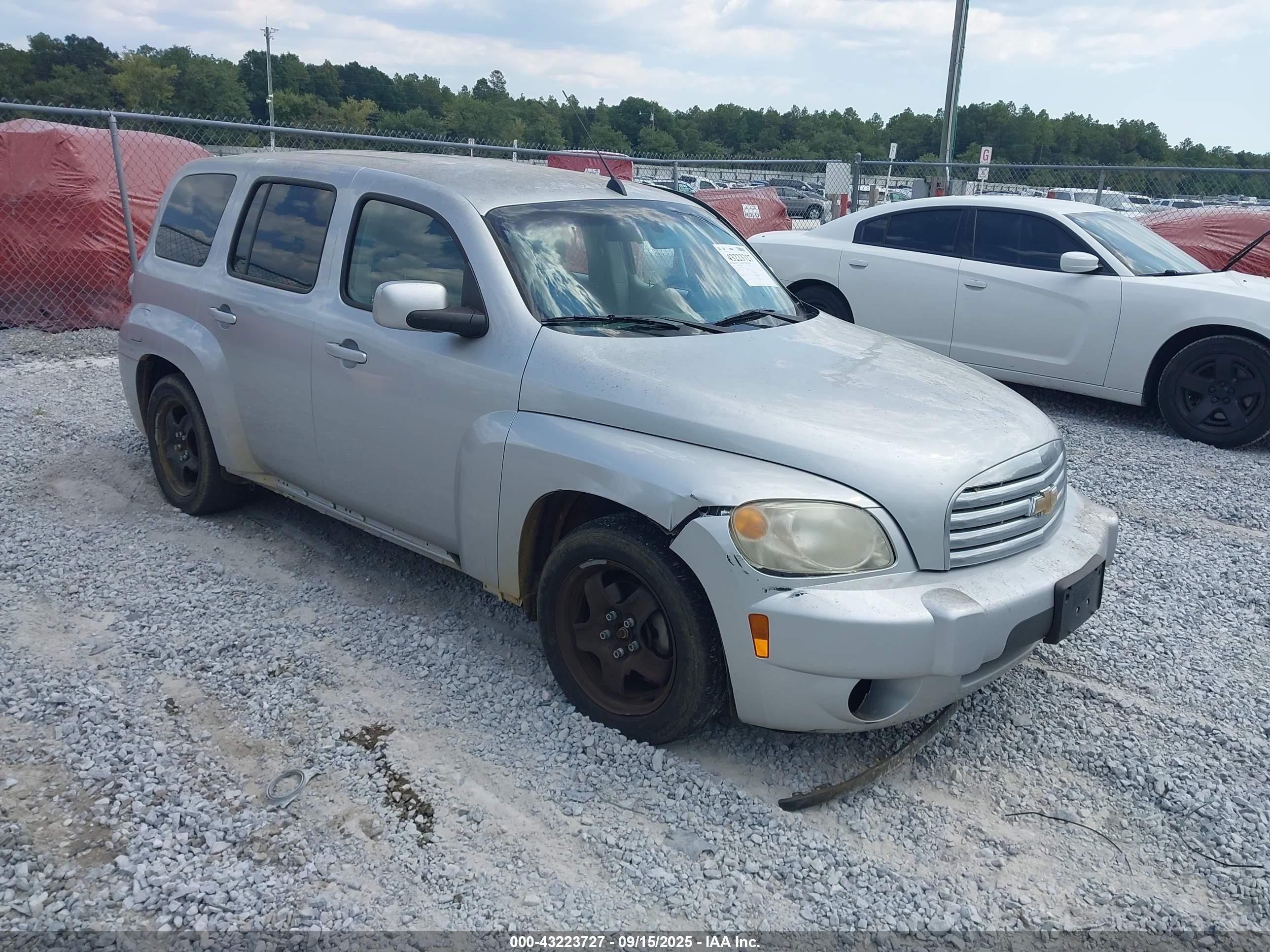 2011 Chevrolet HHR 1LT, VIN 3GNBABFW9BS593759 — Side