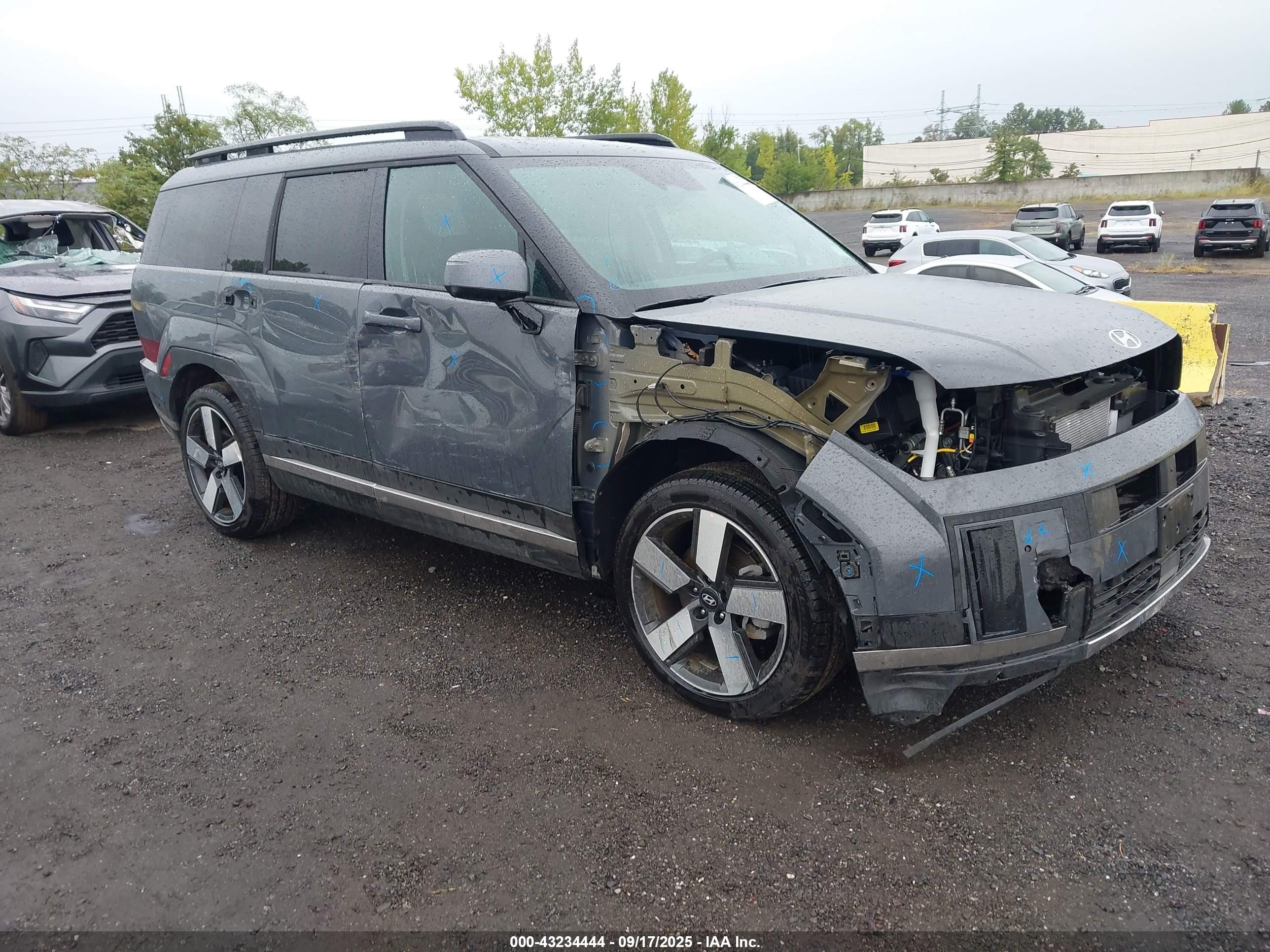 2025 Hyundai Santa Fe Limited, VIN 5NMP3DG16SH018906 — Side