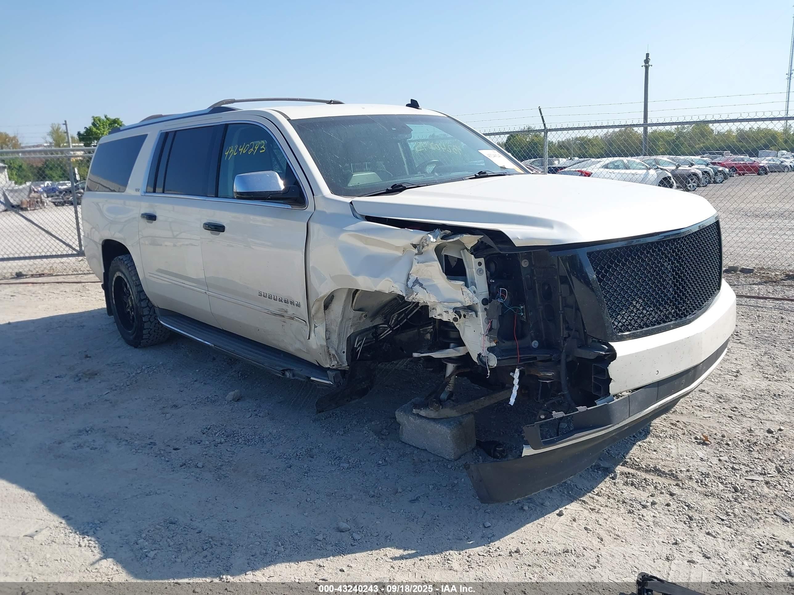 2015 Chevrolet Suburban LTZ, VIN 1GNSKKKCXFR117909 — Front end