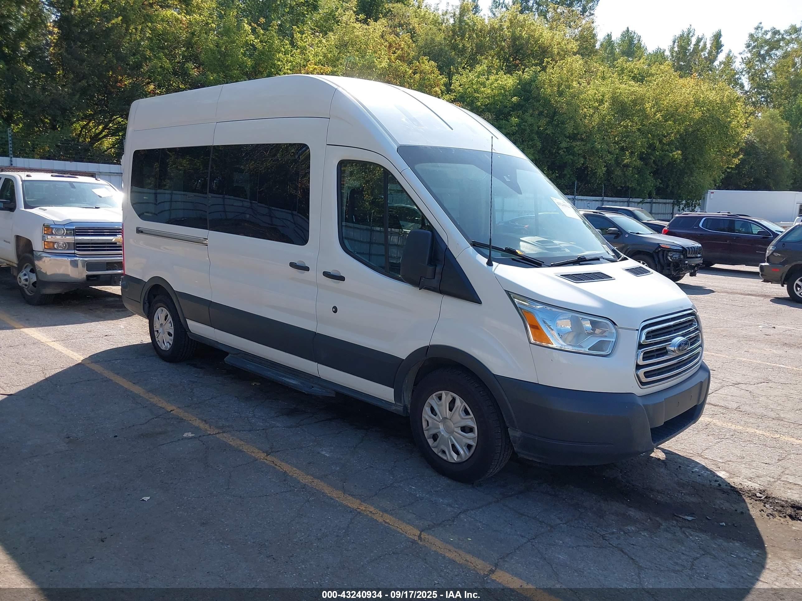 2016 Ford Transit Passenger XL, VIN 1FBAX2XG5GKA00884 — Mechanical