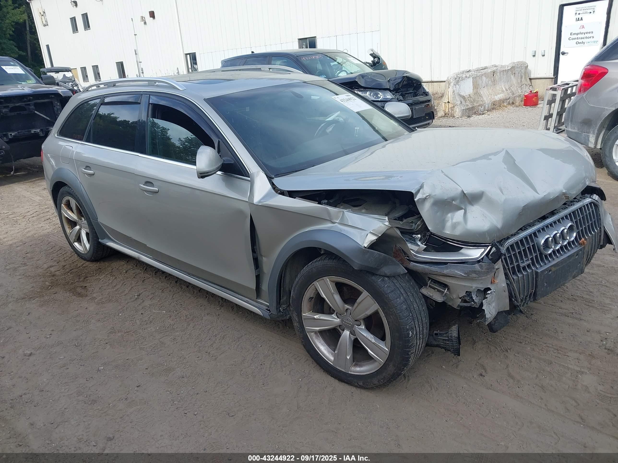 2015 Audi allroad A4 Premium Plus, VIN WA1UFAFL1FA052936 — Front end
