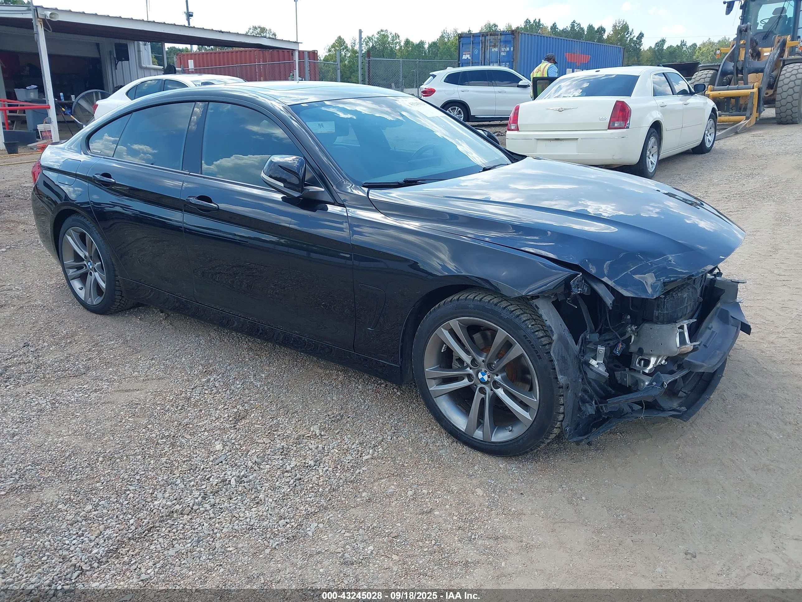 2018 BMW 4 Series 430i, VIN WBA4J1C57JBM10924 — Front end