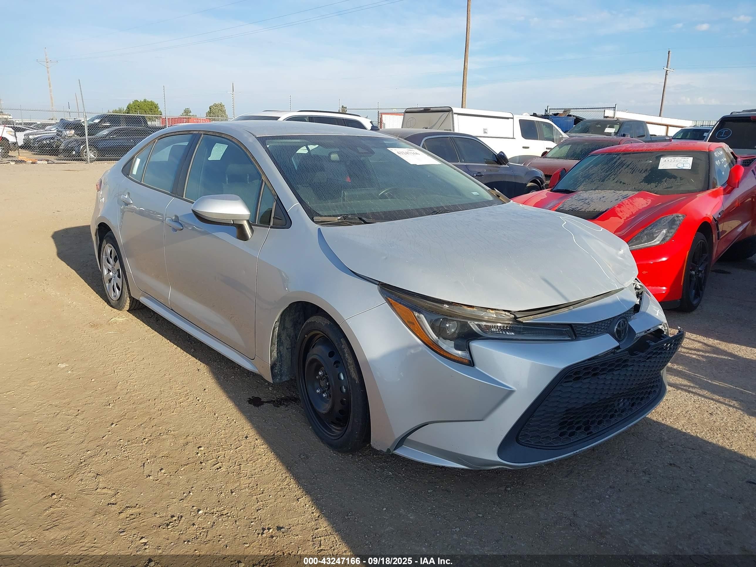 2021 Toyota Corolla LE, VIN 5YFEPMAE9MP190976 — Front end