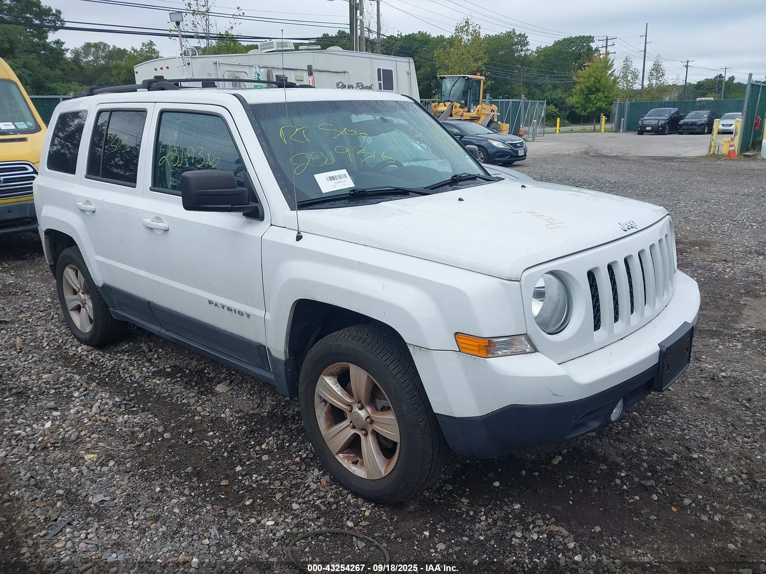 2017 Jeep Patriot High Altitude, VIN 1C4NJRFB0HD137332 — Not stated