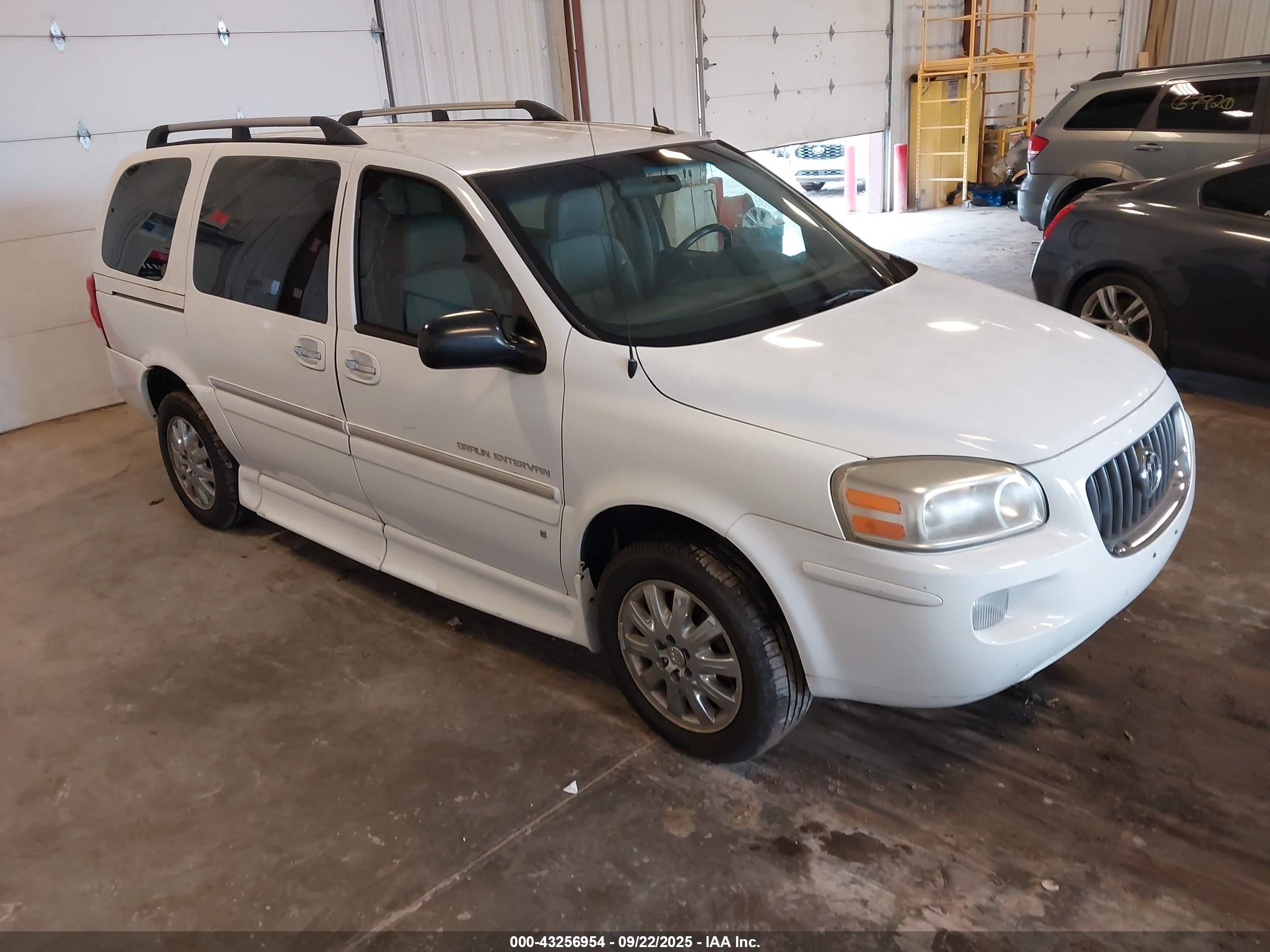 2007 Buick Terraza CXL, VIN 4GLDV13W07D200712 — Обычный износ