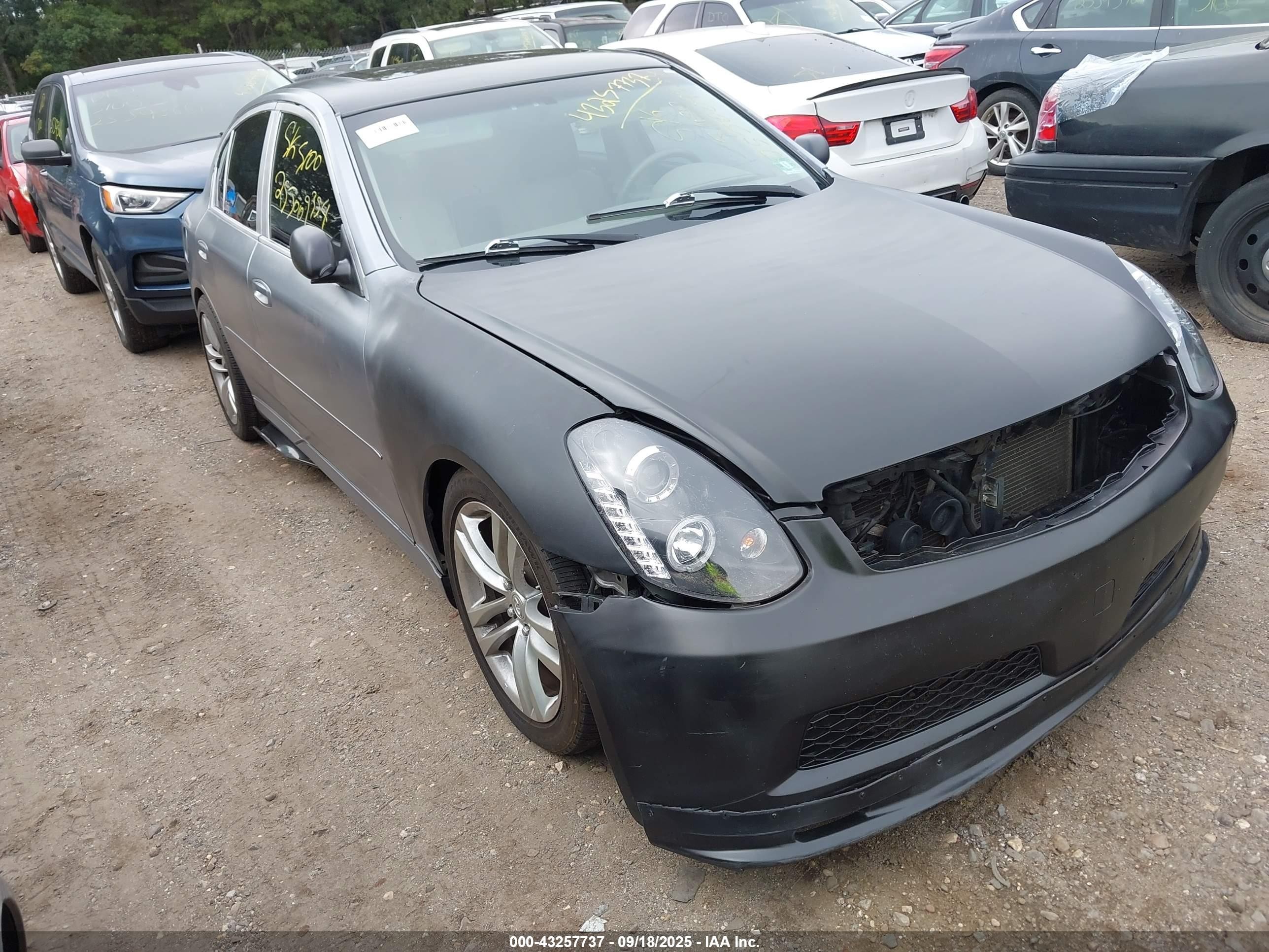 2006 Infiniti G35, VIN JNKCV51FX6M604928 — Front end
