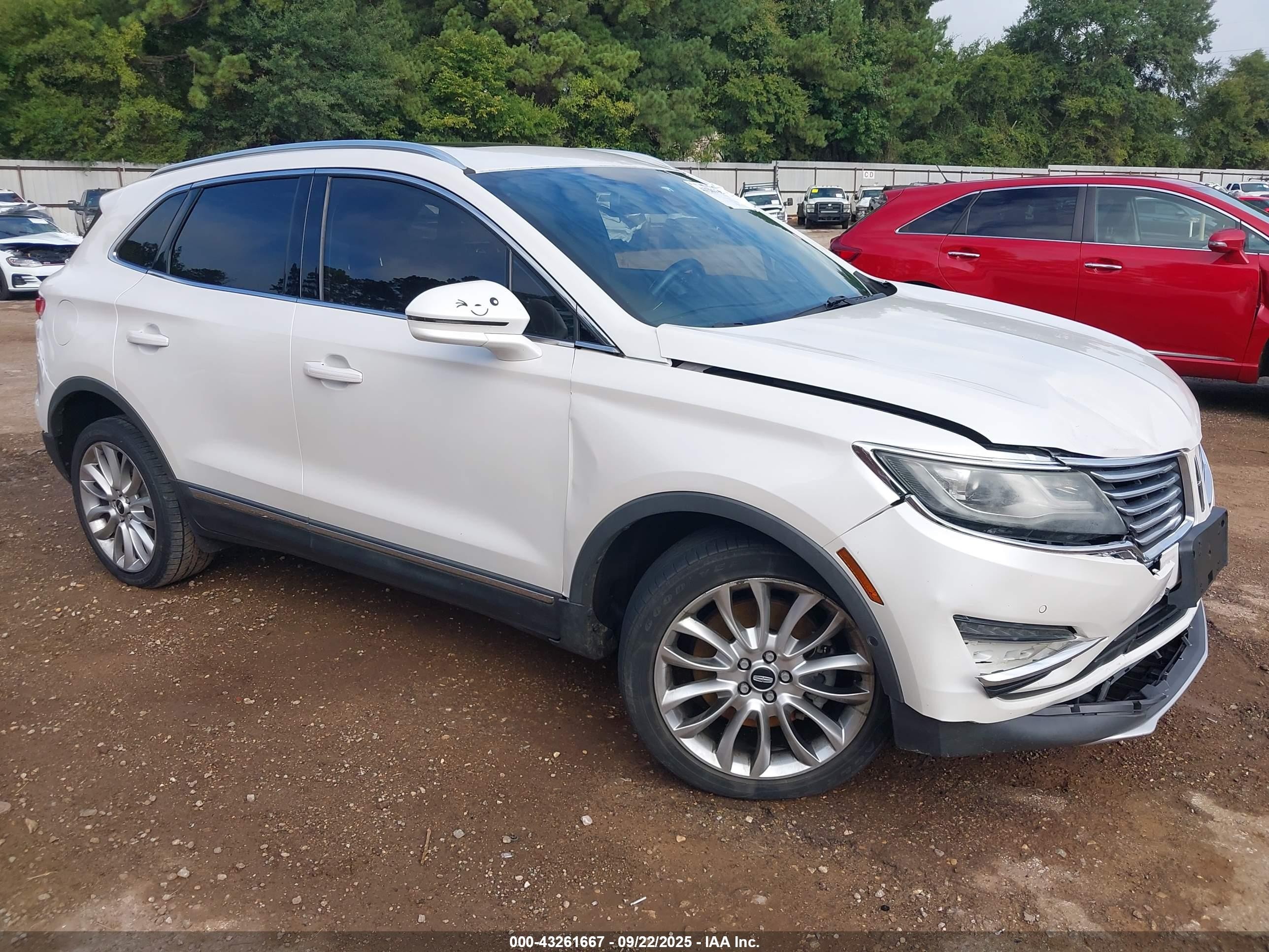 2015 Lincoln MKC, VIN 5LMCJ1A99FUJ32620 — All over