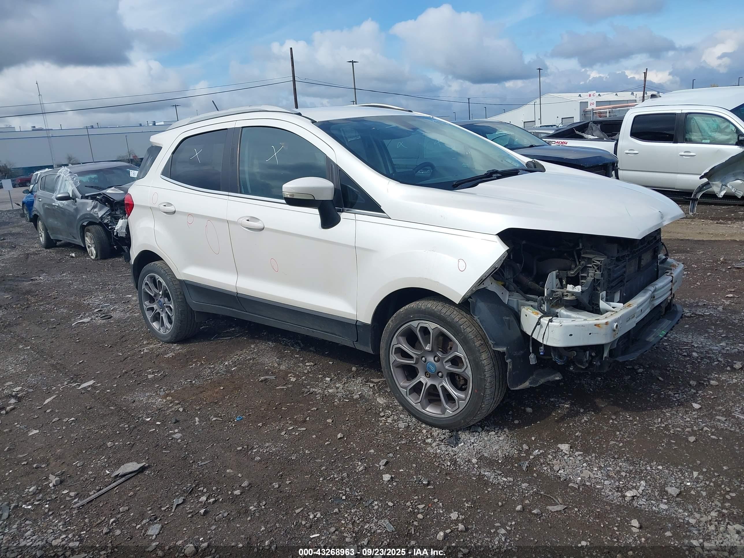 2018 Ford EcoSport Titanium, VIN MAJ3P1VEXJC177986 — Front end