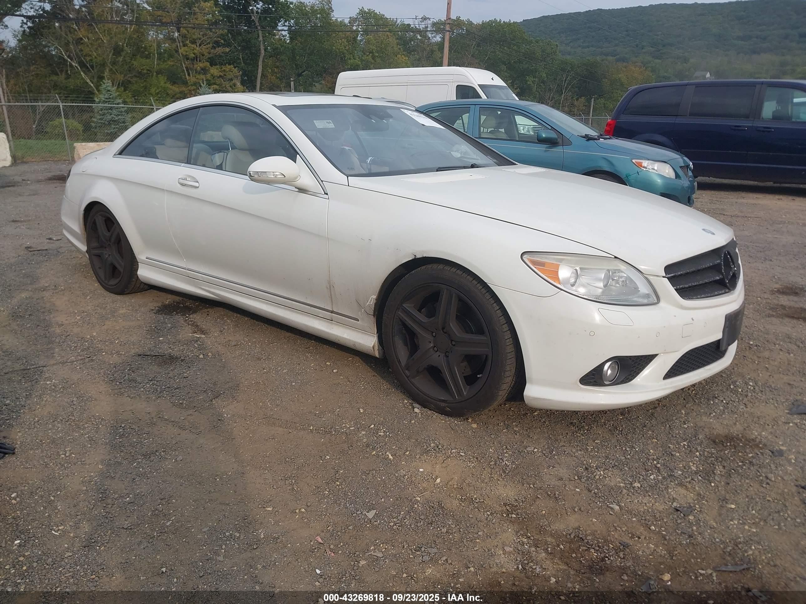 2009 Mercedes-Benz CL 550, VIN WDDEJ86X39A021038 — Rear end