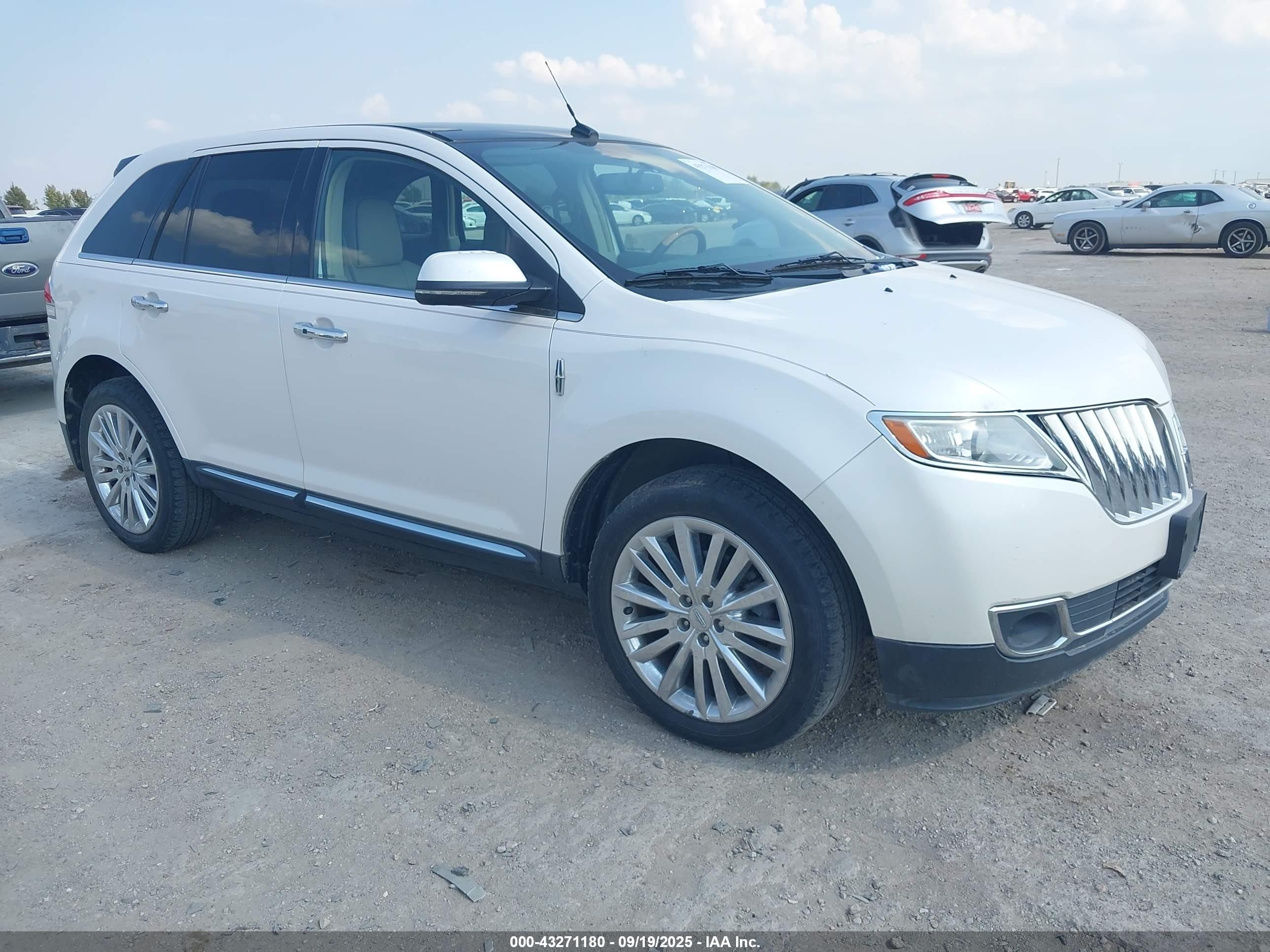 2012 Lincoln MKX, VIN 2LMDJ8JK5CBL00603 — Electrical