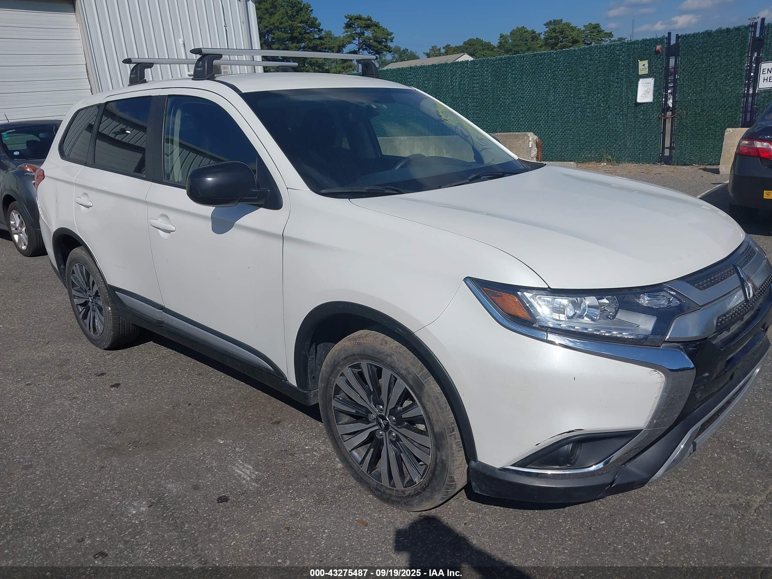 2020 Mitsubishi Outlander ES, VIN JA4AD2A3XLZ006038 — Электрика