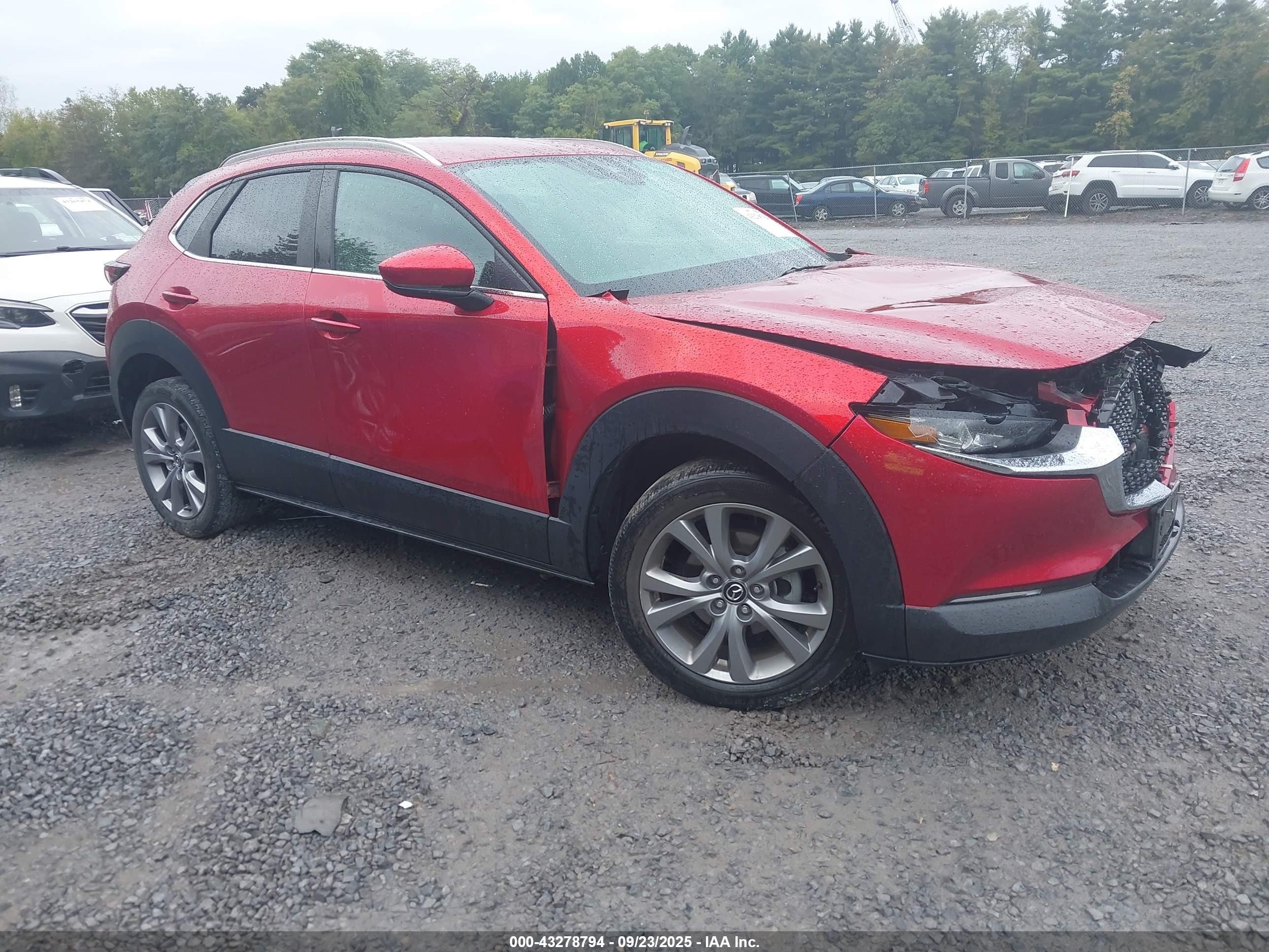 2022 Mazda CX-30 S Select, VIN 3MVDMBBL6NM439442 — Front end