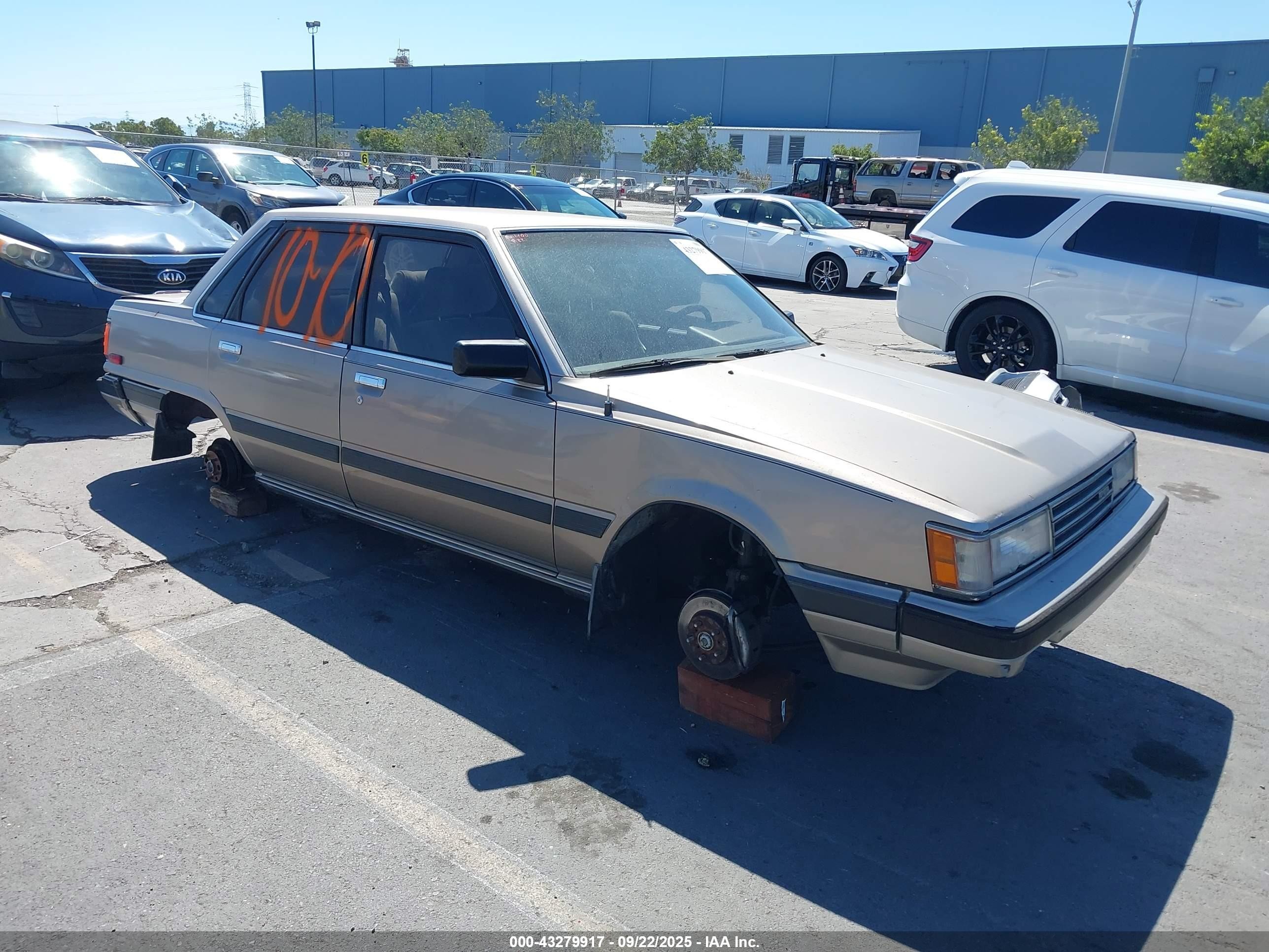 1985 Toyota Camry LE, VIN JT2SV16E5F0357405 — Theft recovery