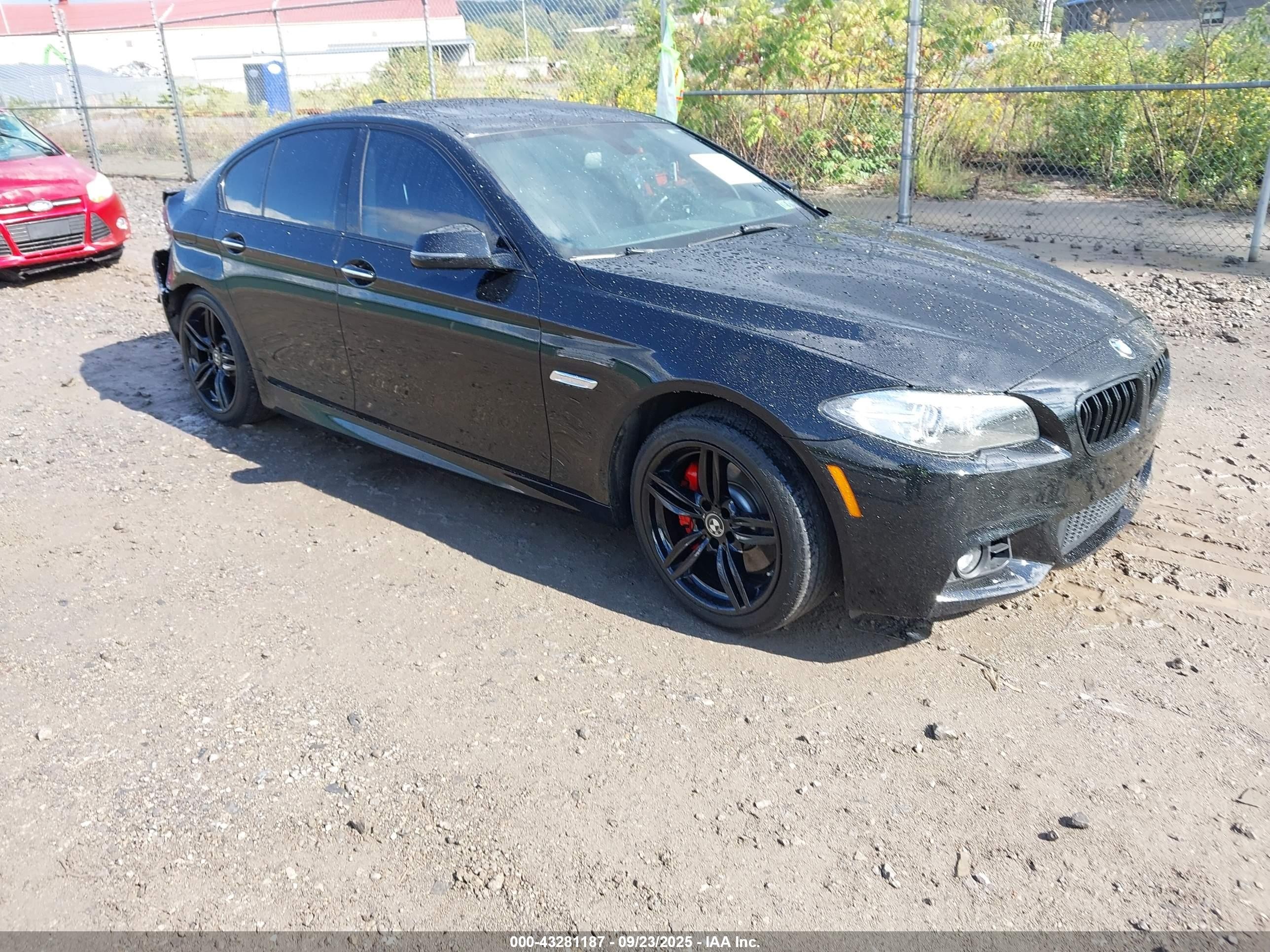2016 BMW 5 Series 535i xDrive, VIN WBA5B3C51GG256932 — Rear end