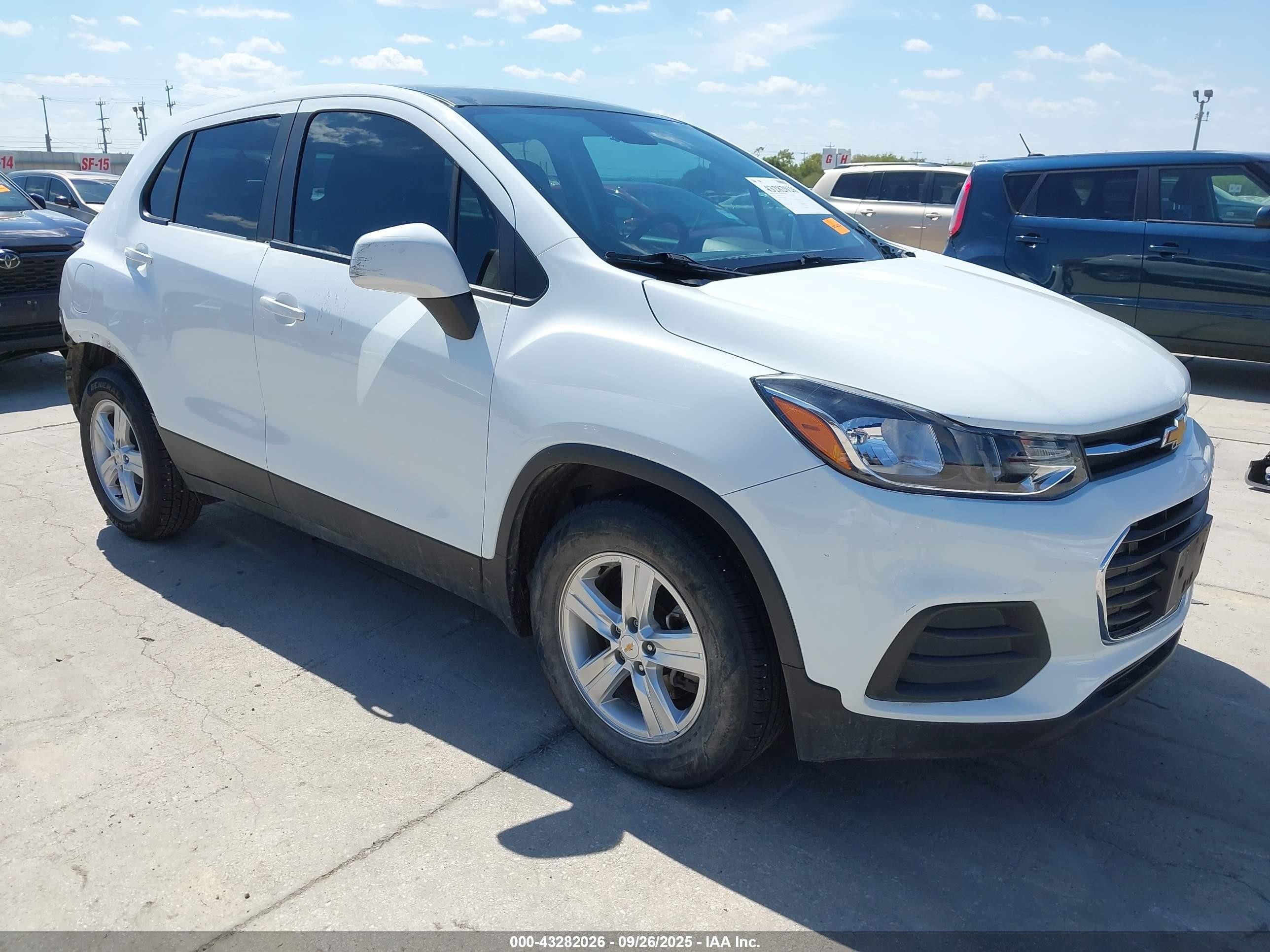 2020 Chevrolet Trax LS, VIN KL7CJKSBXLB058806 — Rear end