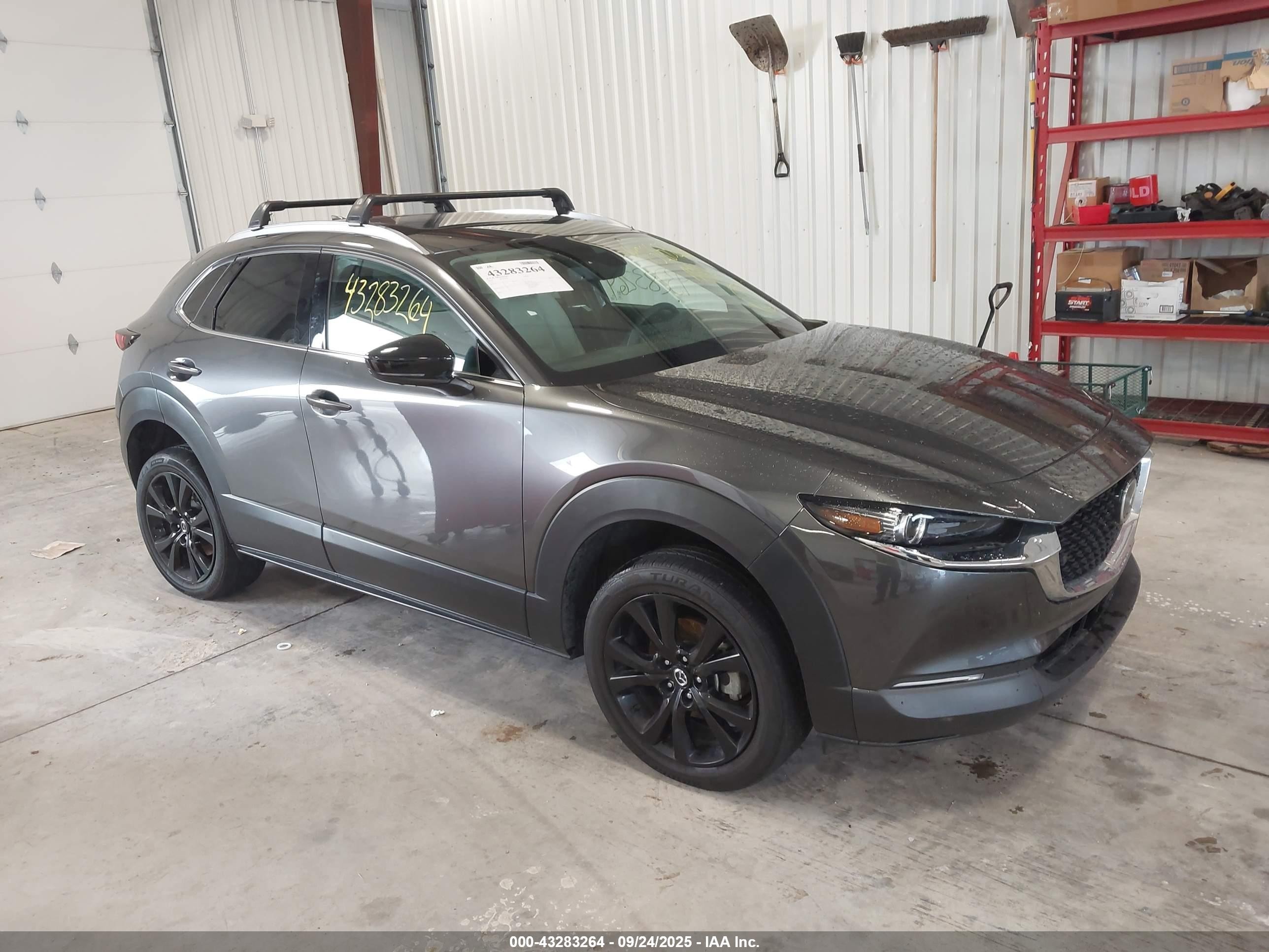 2022 Mazda CX-30 Premium Plus, VIN 3MVDMBEY3NM401934 — Rear end