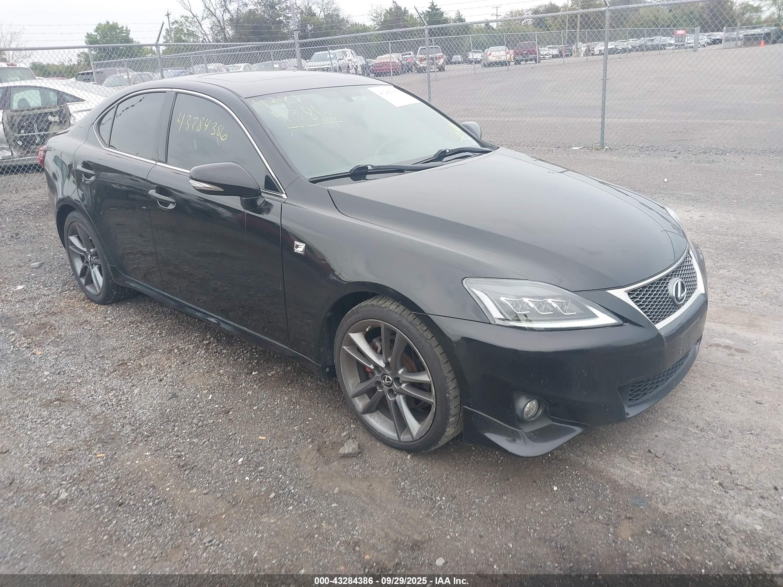 2011 Lexus IS 250, VIN JTHBF5C20B5134609 — Фото с аукциона