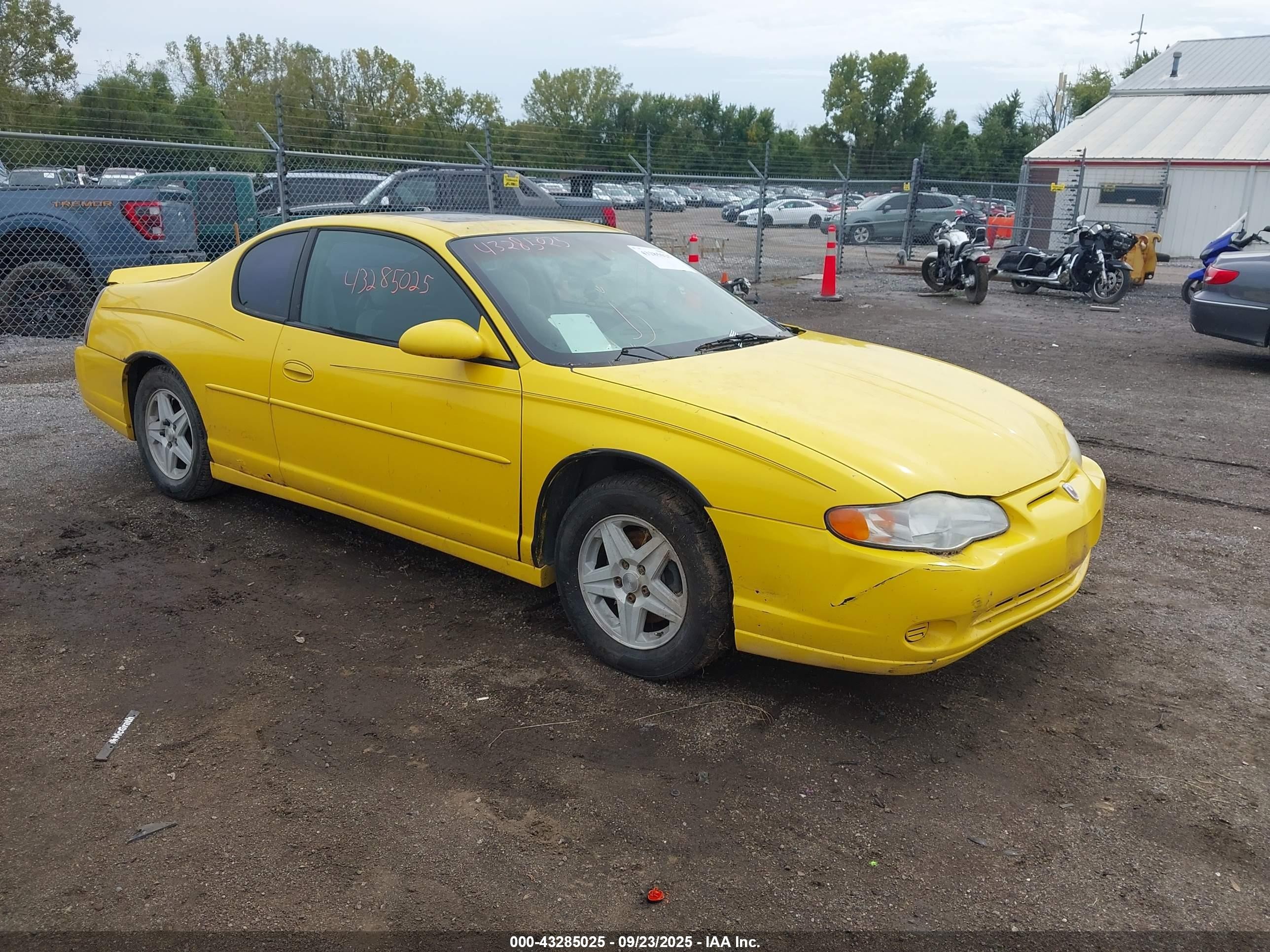 2003 Chevrolet Monte Carlo LS, VIN 2G1WW12E739428190 — Side
