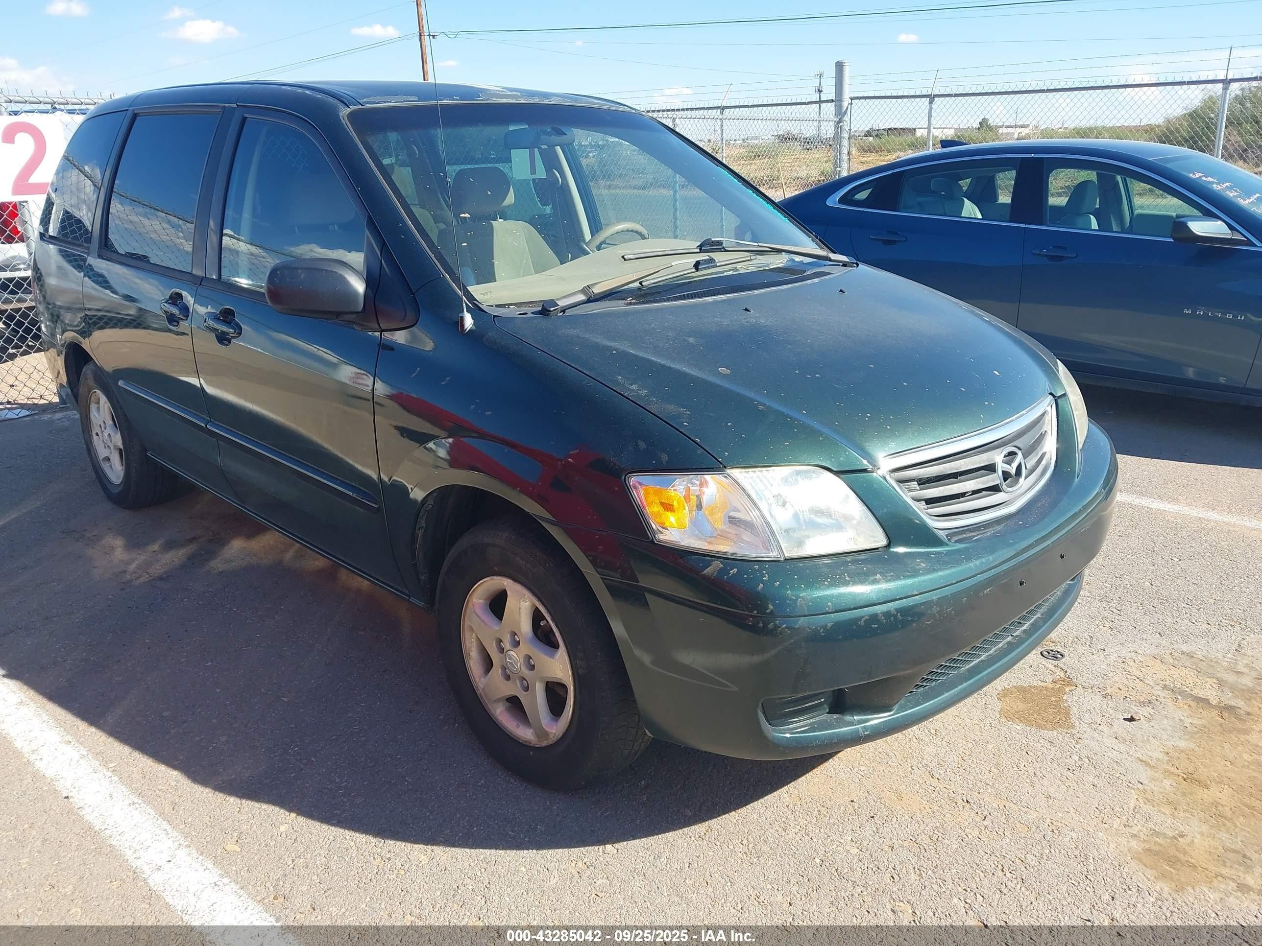 2001 Mazda MPV DX, VIN JM3LW28Y010199805 — Normal wear