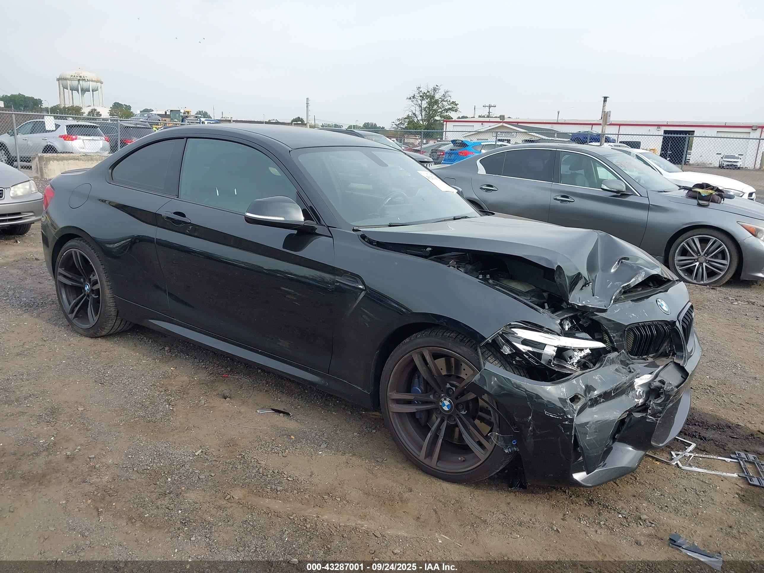 2018 BMW M2, VIN WBS1J5C59J7B70061 — Front end
