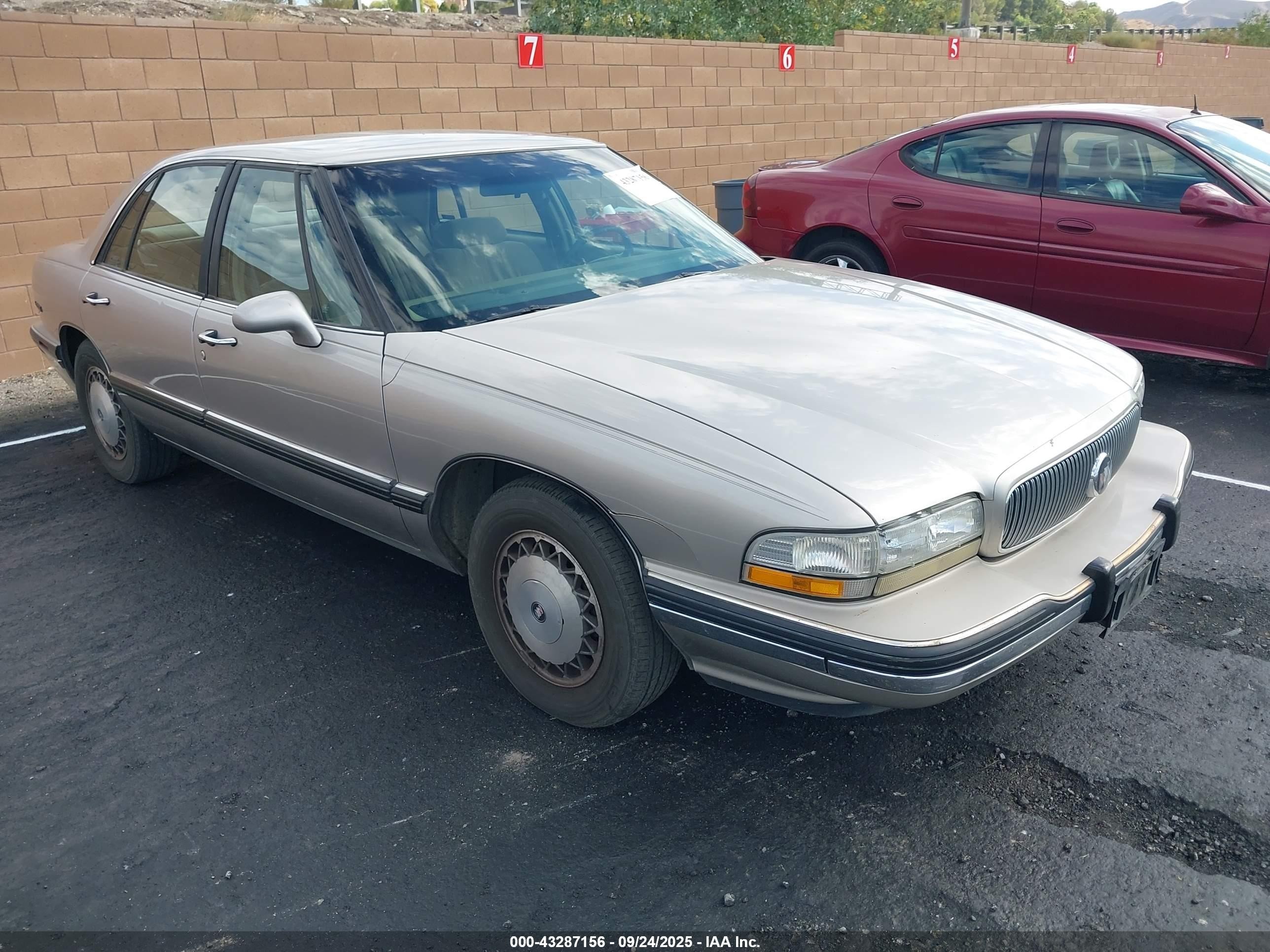 1996 Buick LeSabre Custom, VIN 1G4HP52K6TH408711 — Front end