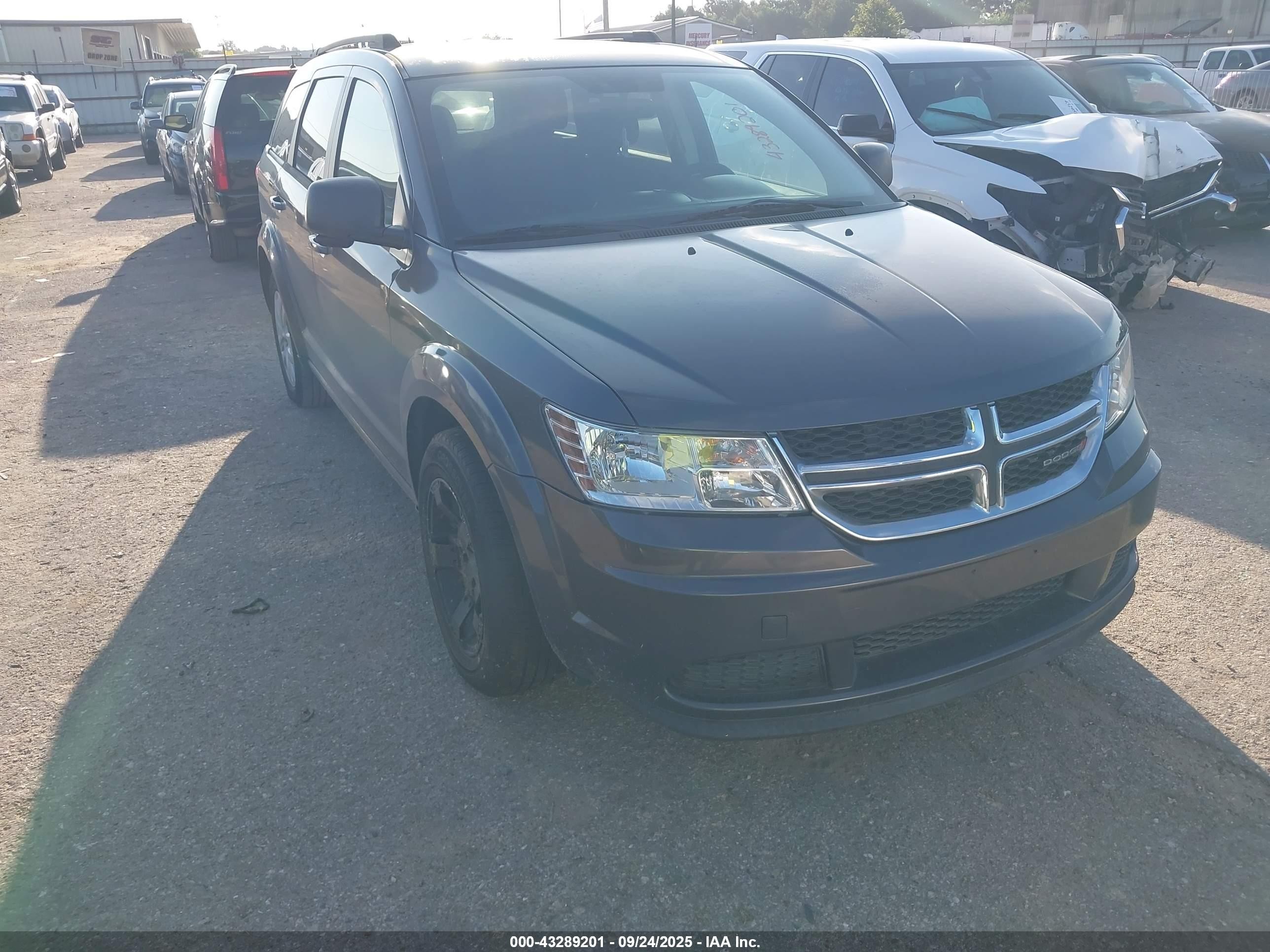 2015 Dodge Journey American Value, VIN 3C4PDCAB0FT511370 — Механическое